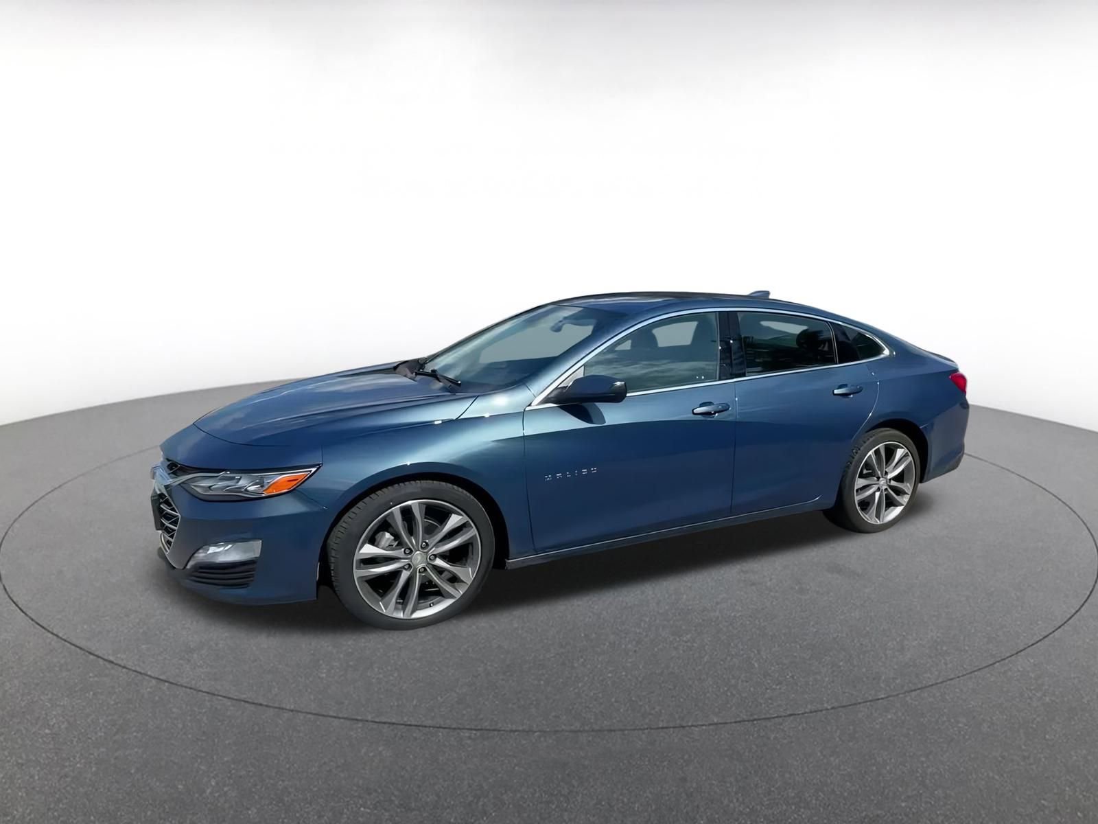 Thumbnail: 2024 Chevrolet Malibu - 8