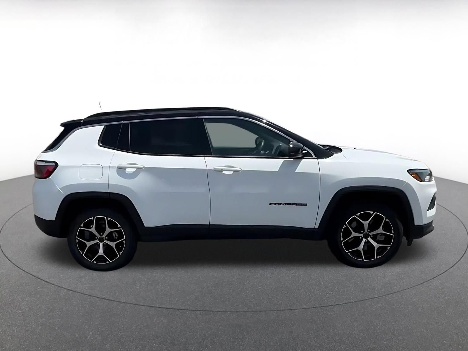 Thumbnail: 2025 Jeep Compass - 13