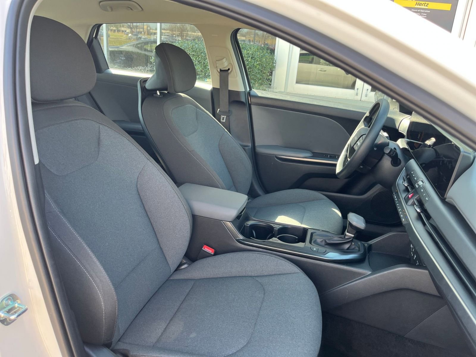 Thumbnail: 2025 Kia K4 - 35