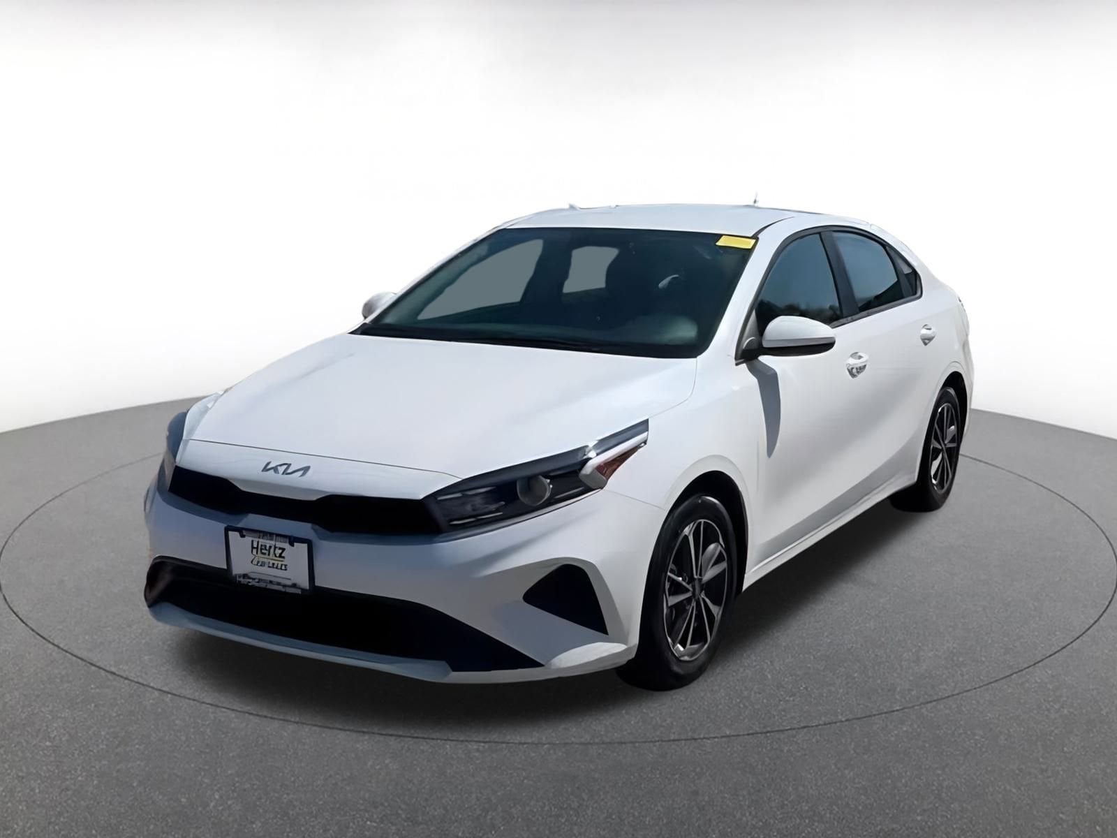 Thumbnail: 2024 Kia Forte - 8