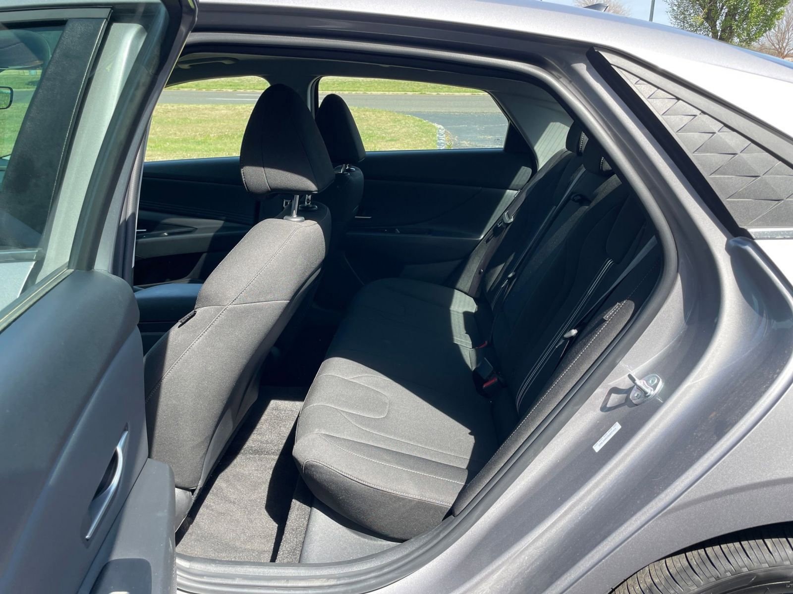 Thumbnail: 2025 Hyundai Elantra - 25