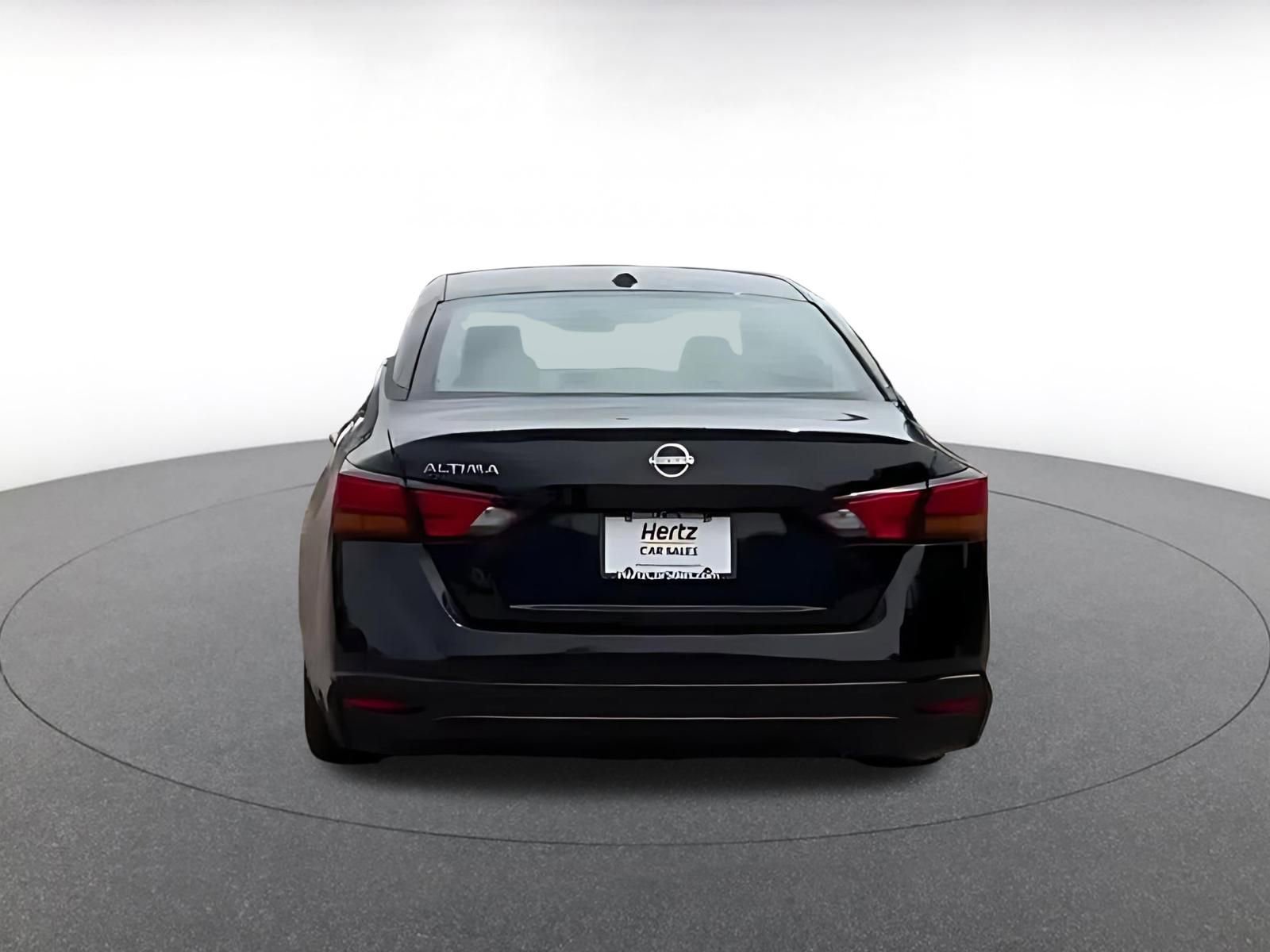 Thumbnail: 2025 Nissan Altima - 11