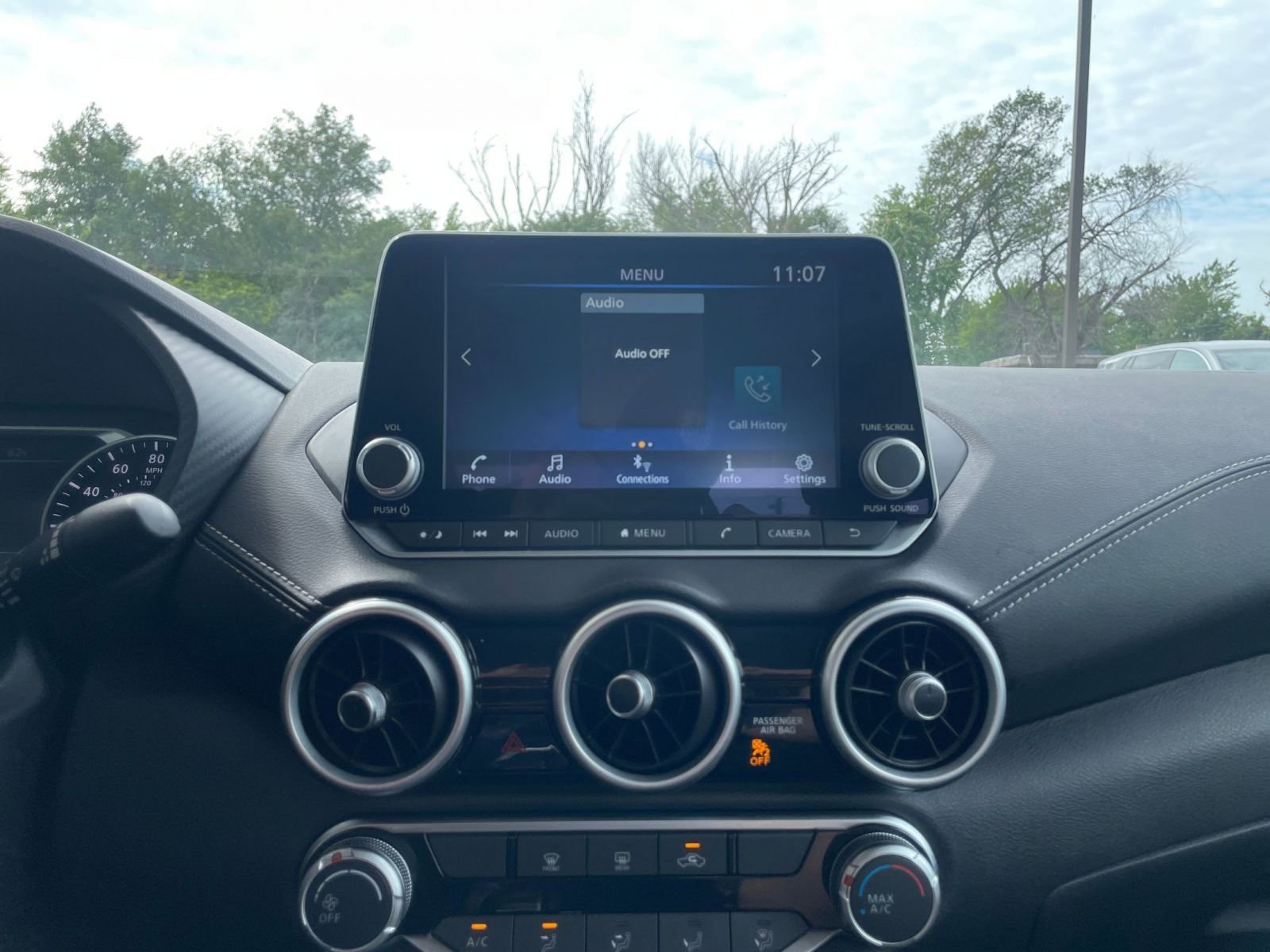 Thumbnail: 2024 Nissan Sentra - 18