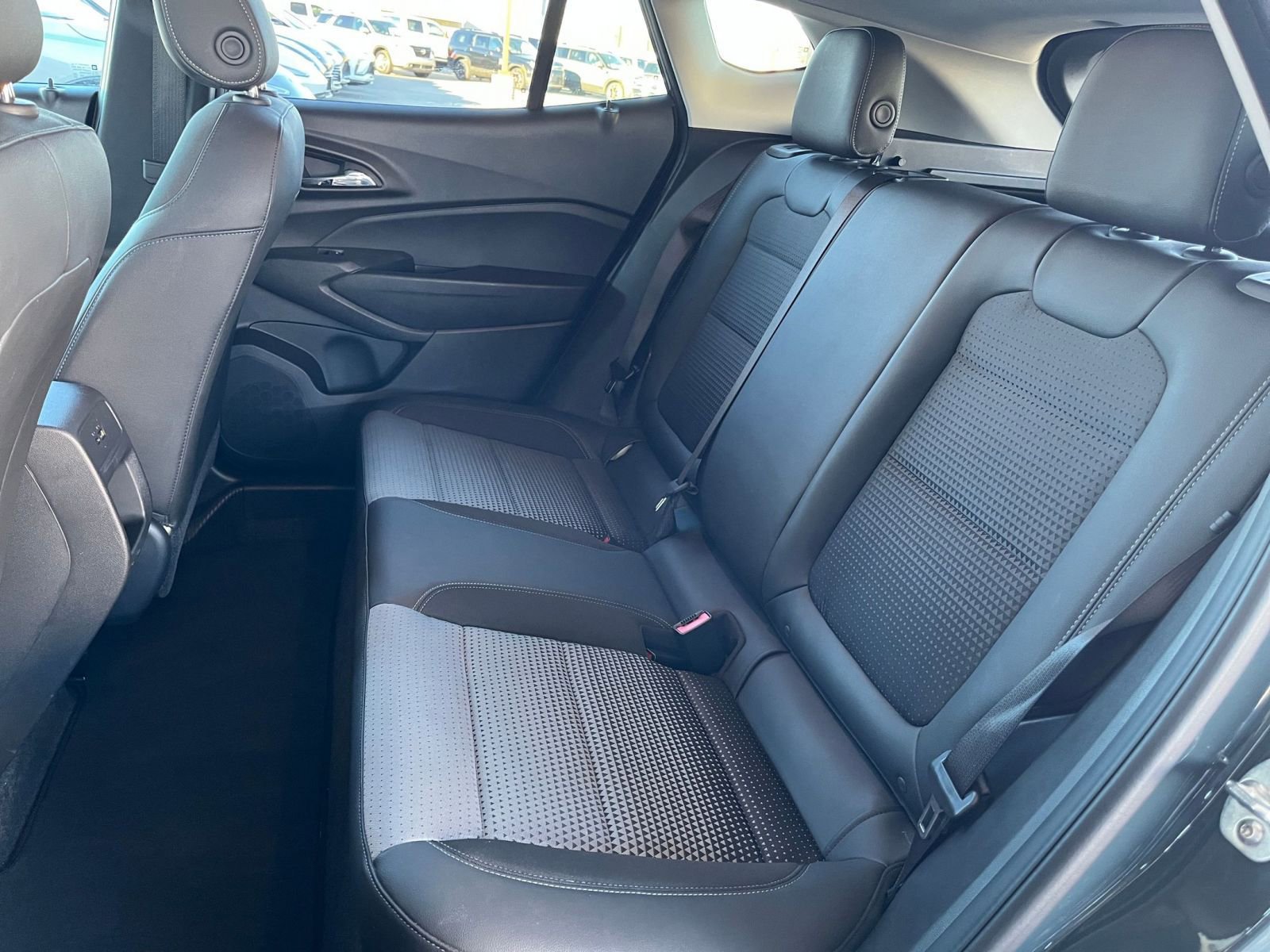 Thumbnail: 2025 Chevrolet Trax - 24