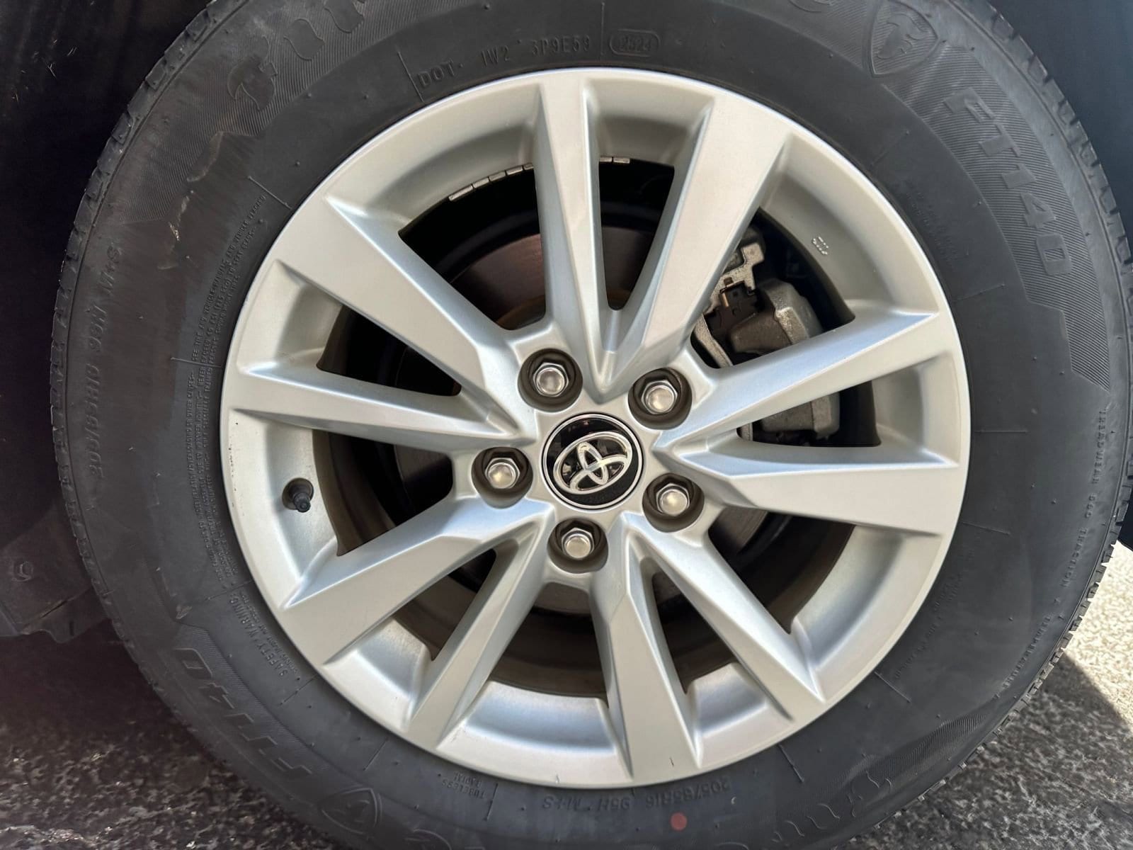 Thumbnail: 2025 Toyota Camry - 29