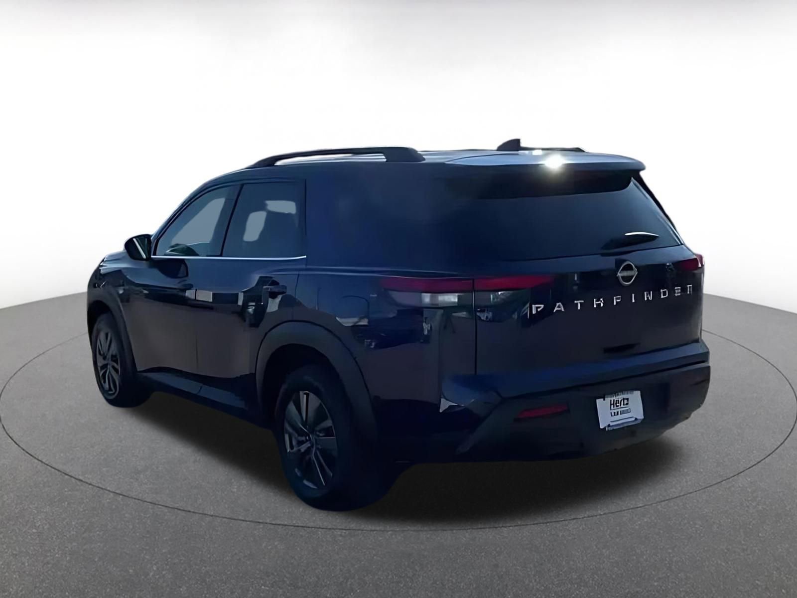 Thumbnail: 2025 Nissan Pathfinder - 10