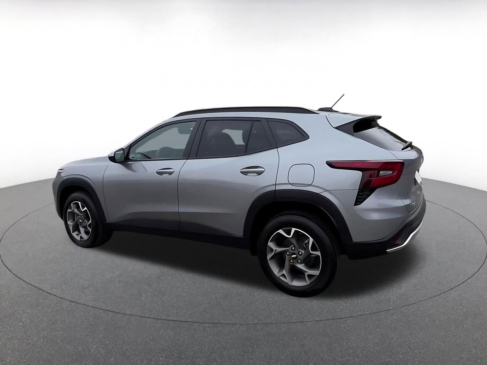 Thumbnail: 2025 Chevrolet Trax - 10