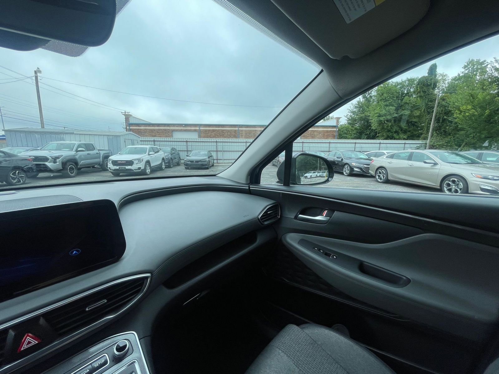 Thumbnail: 2023 Hyundai Santa Fe - 35