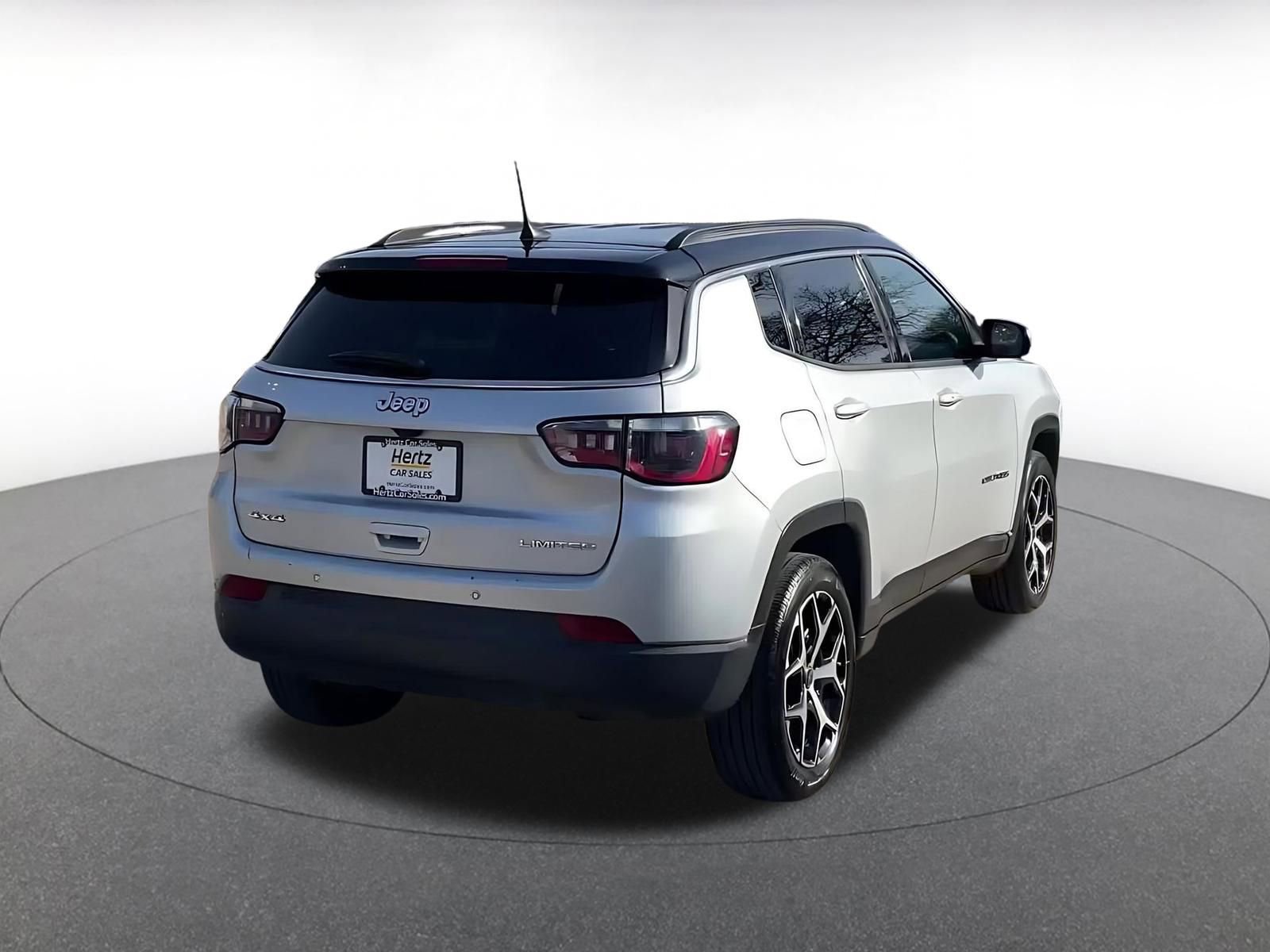 Thumbnail: 2025 Jeep Compass - 14