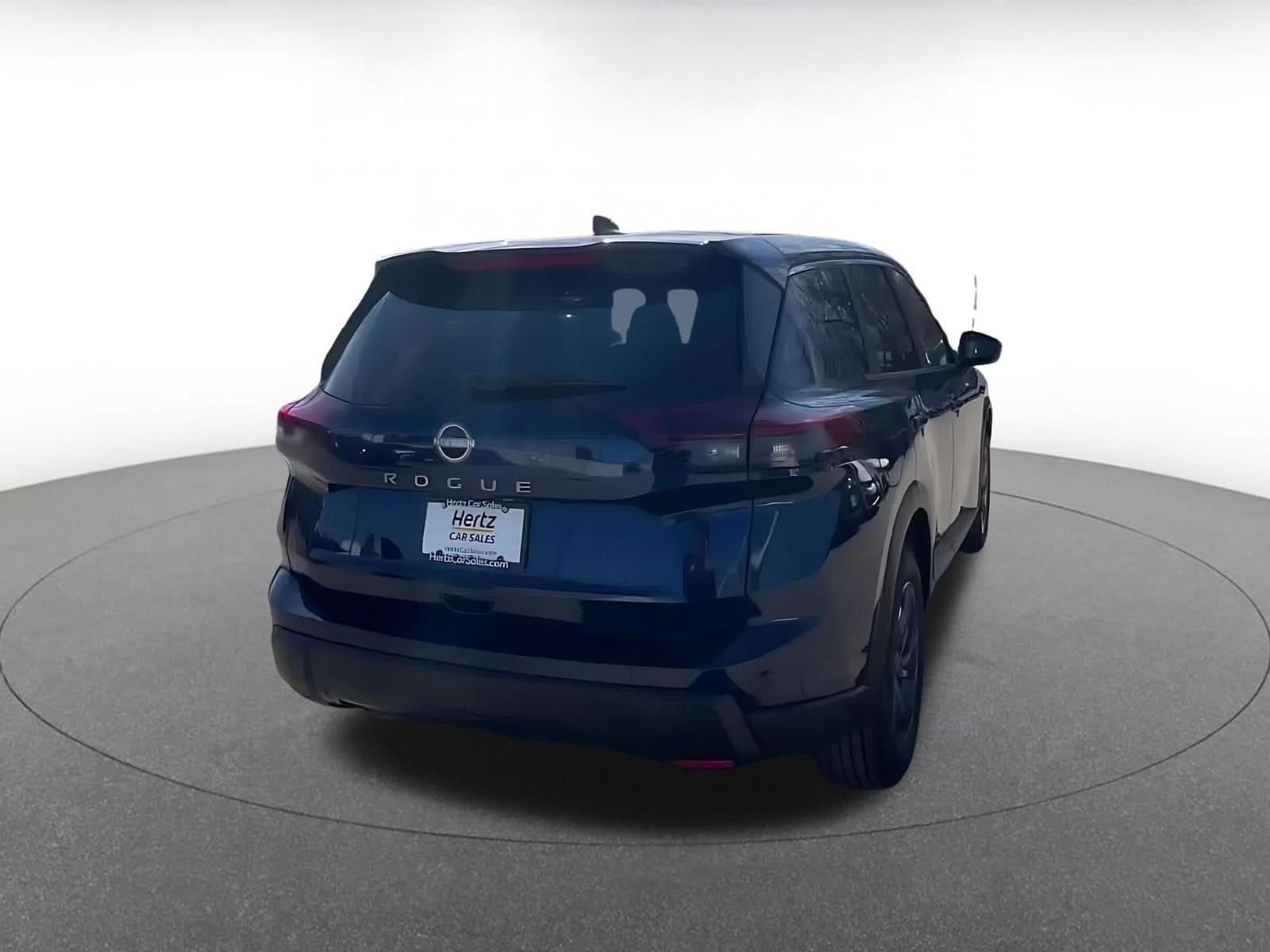 Thumbnail: 2025 Nissan Rogue - 15