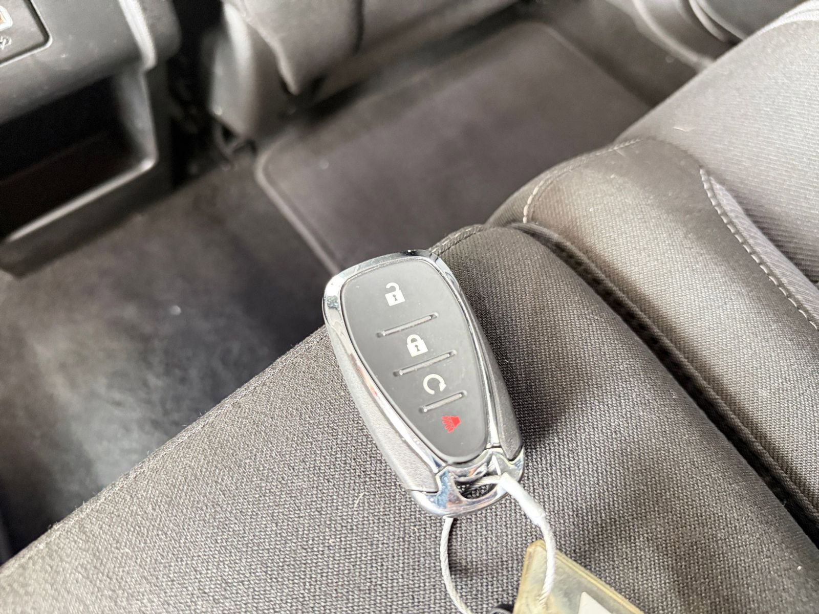 Thumbnail: 2025 Chevrolet Blazer - 21