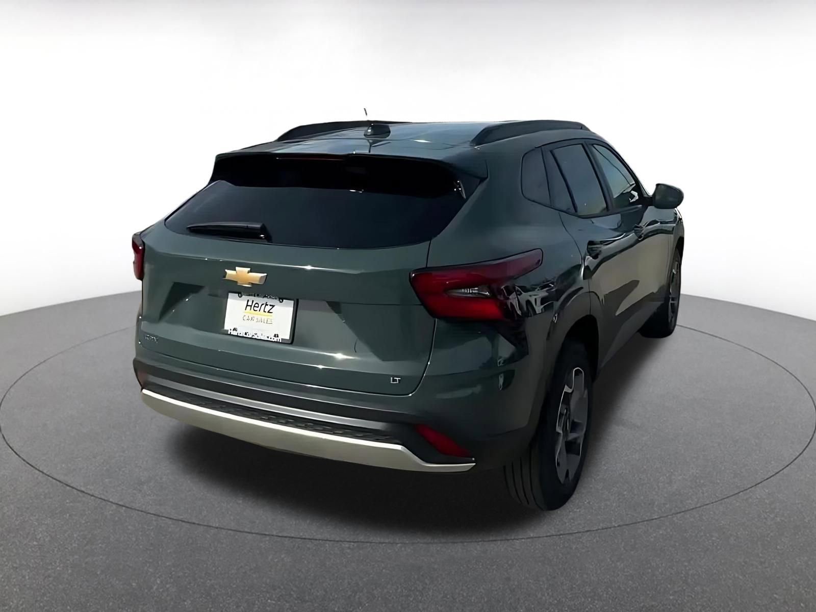 Thumbnail: 2025 Chevrolet Trax - 14