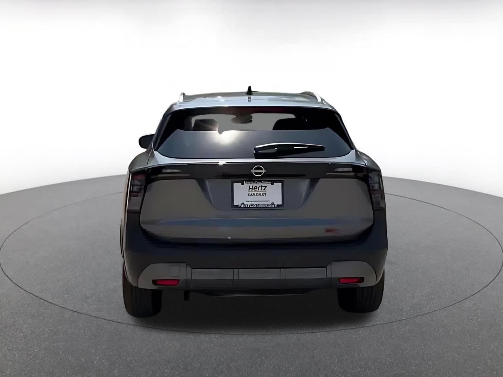 Thumbnail: 2026 Nissan Kicks - 10