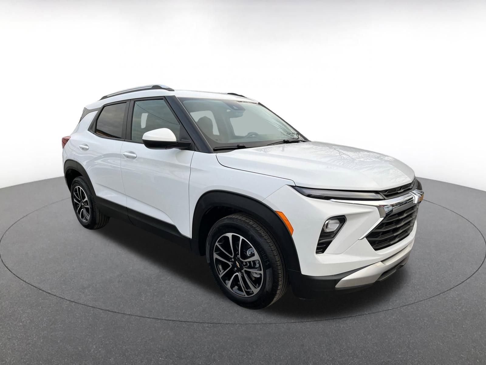 Thumbnail: 2025 Chevrolet TrailBlazer - 1