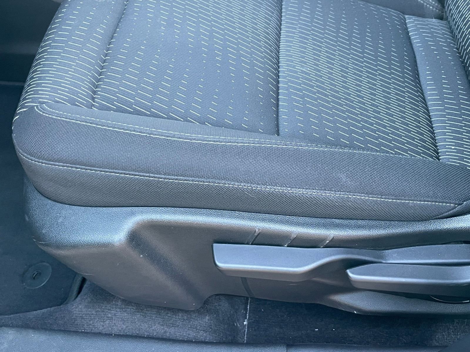 Thumbnail: 2025 Chevrolet Equinox - 23