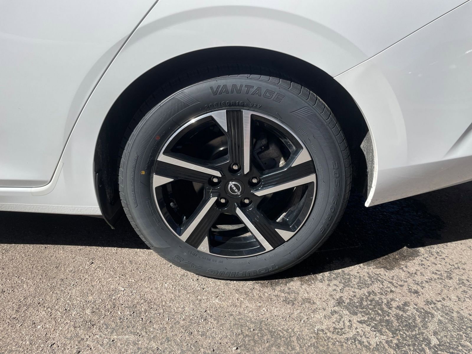 Thumbnail: 2025 Nissan Sentra - 28