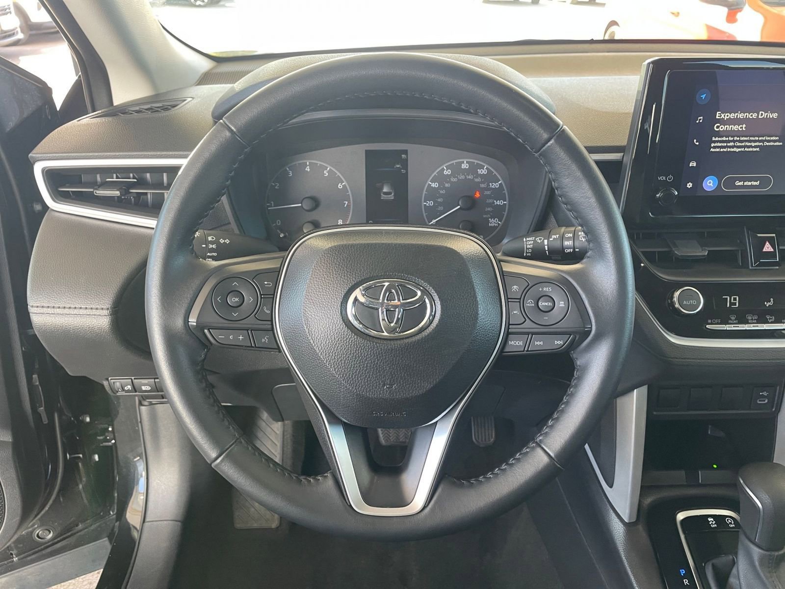 Thumbnail: 2025 Toyota Corolla Cross - 27