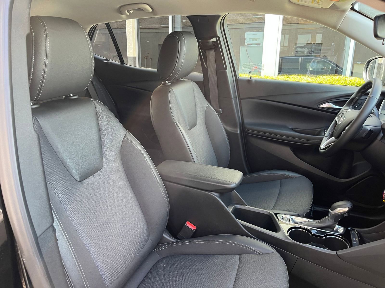 Thumbnail: 2025 Buick Encore GX - 35