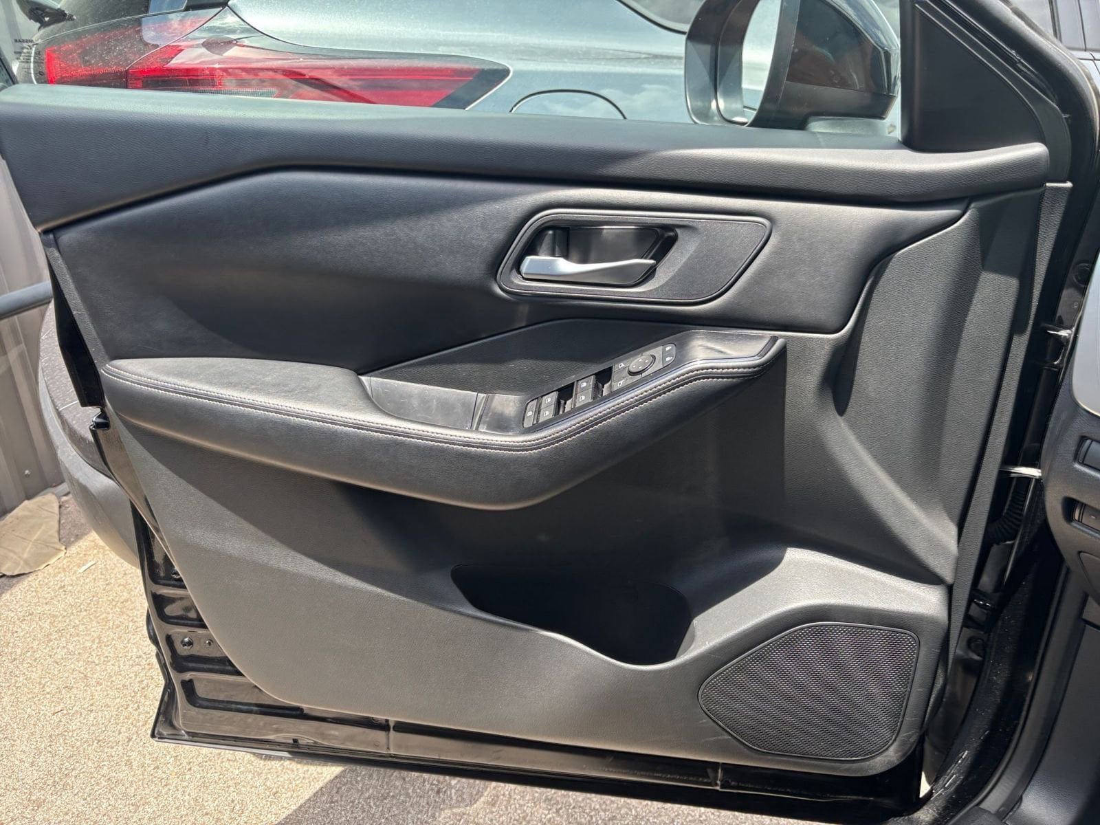 Thumbnail: 2025 Nissan Rogue - 18