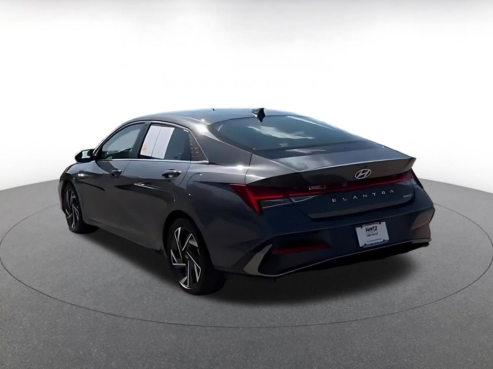Thumbnail: 2025 Hyundai Elantra - 11