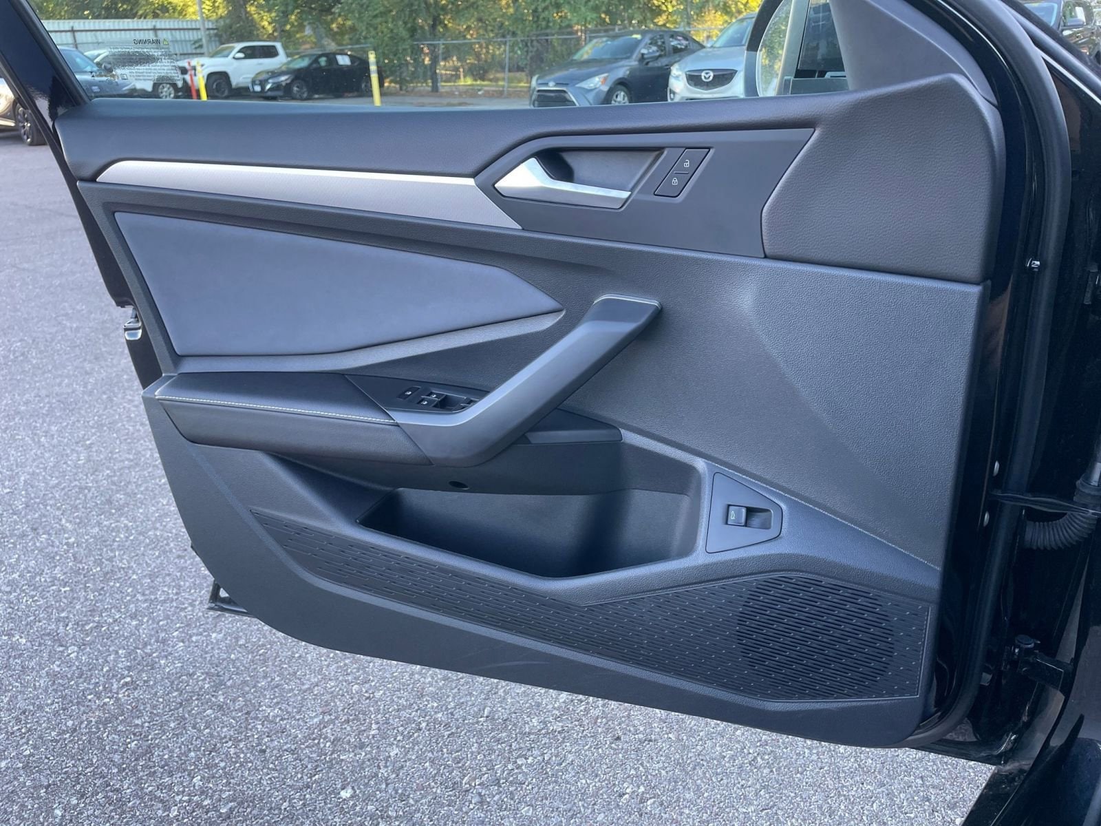 Thumbnail: 2025 Volkswagen Jetta - 20