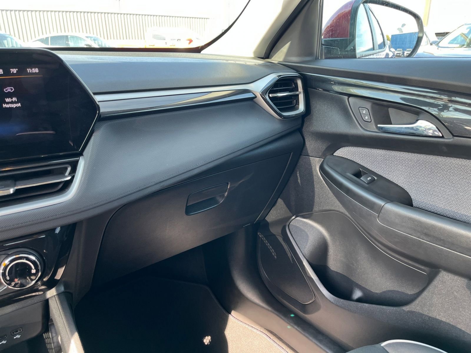 Thumbnail: 2025 Chevrolet TrailBlazer - 33