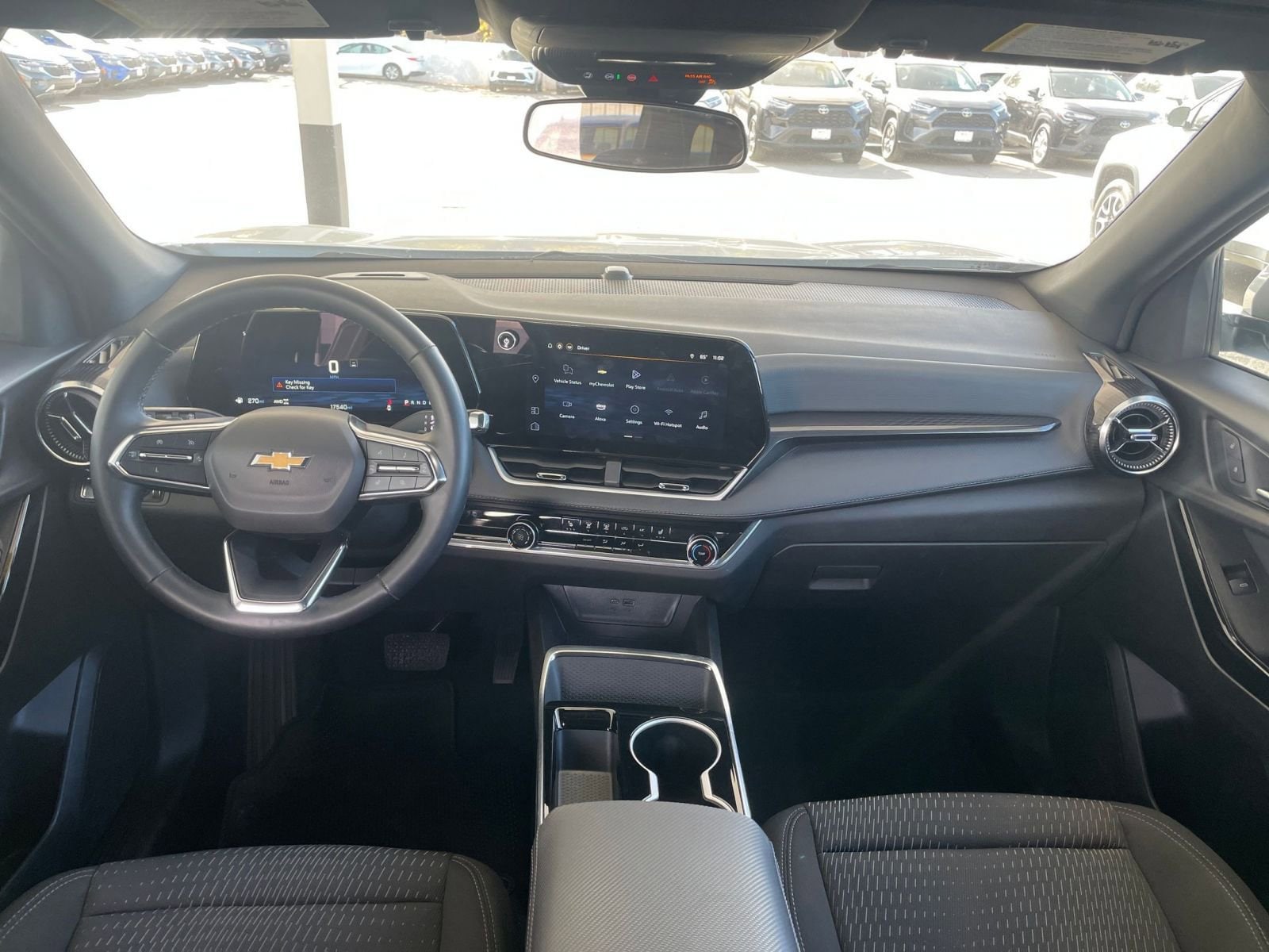 Thumbnail: 2025 Chevrolet Equinox - 32