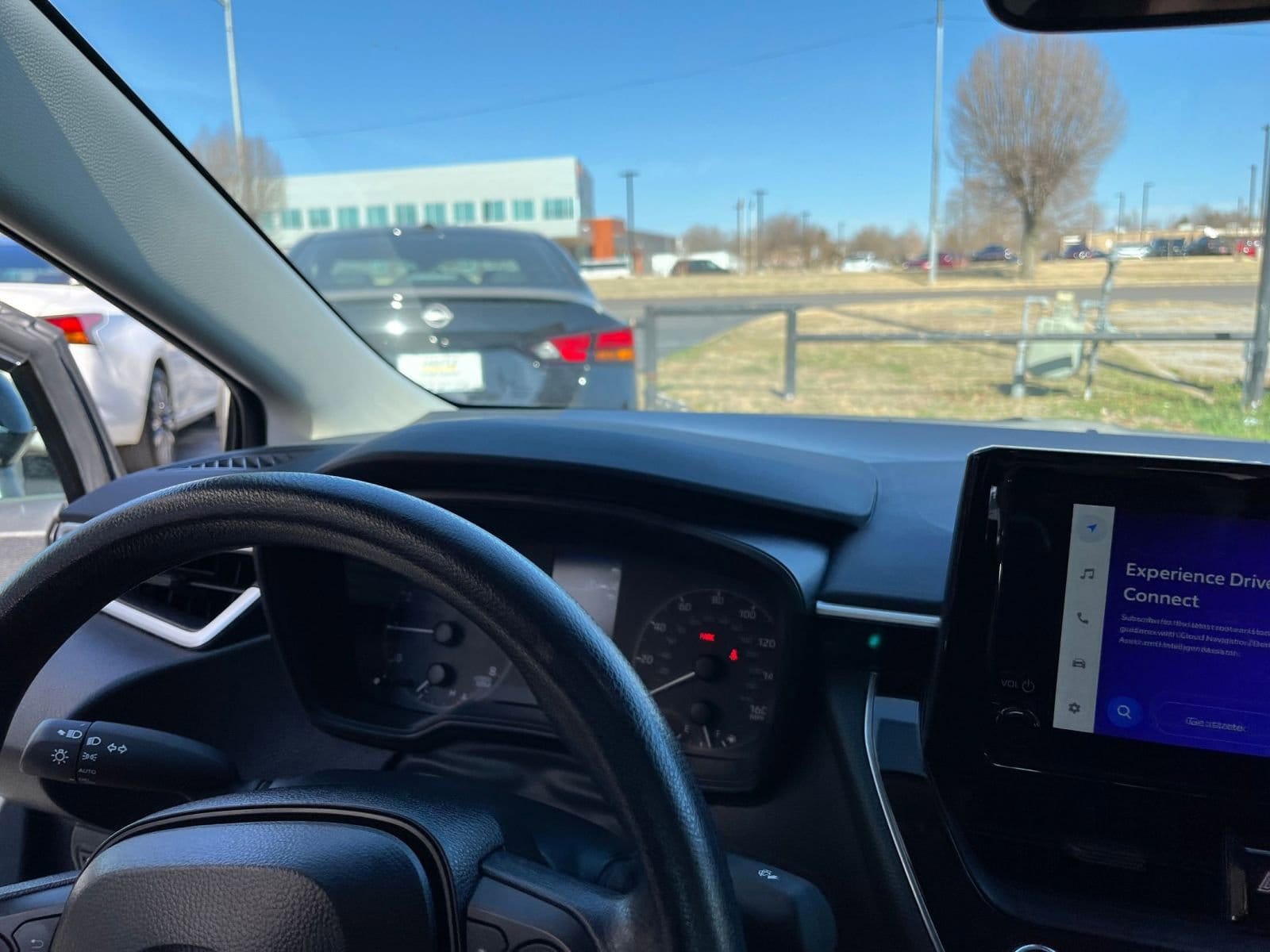 Thumbnail: 2025 Toyota Corolla - 32