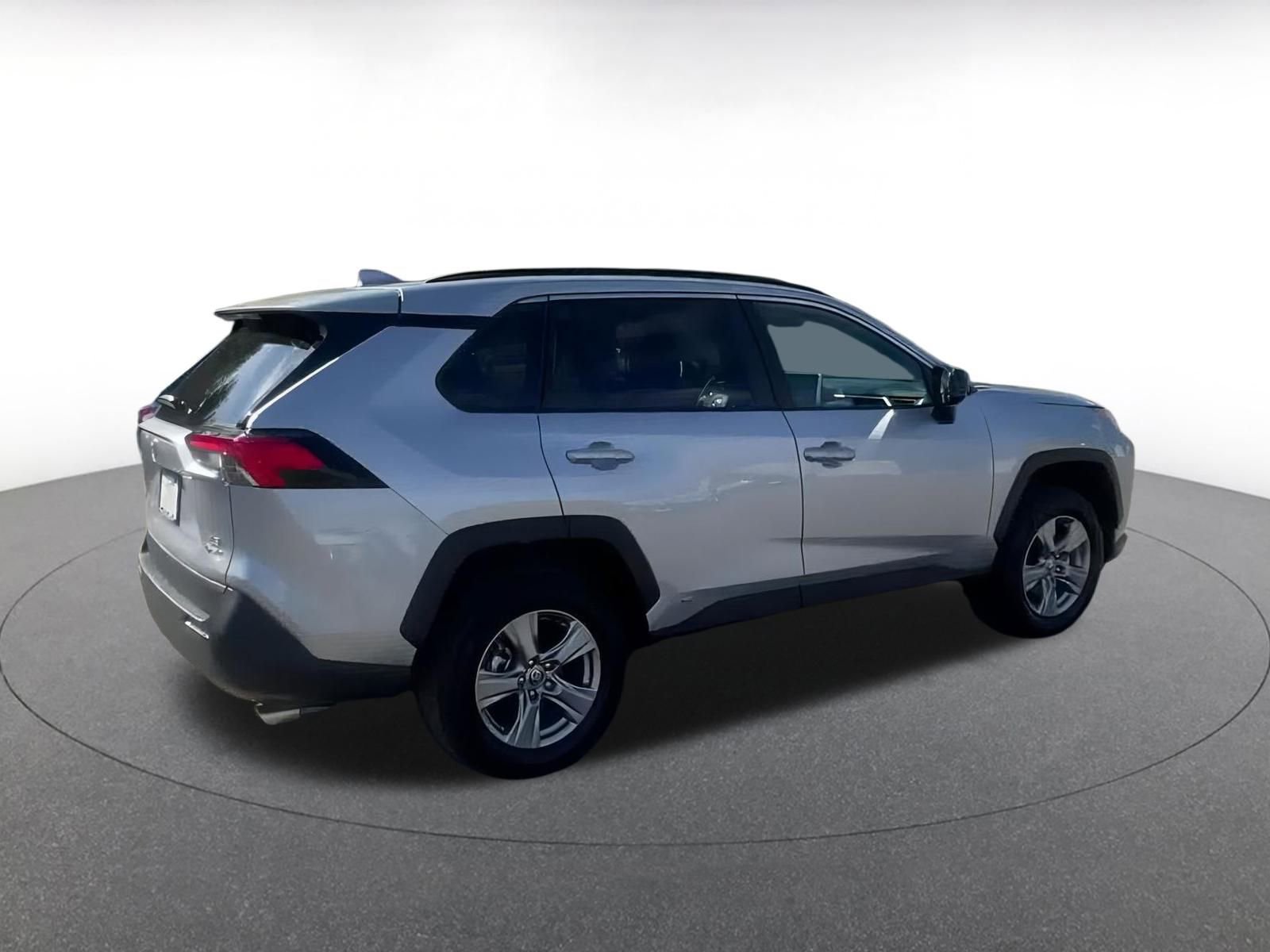 Thumbnail: 2025 Toyota RAV4 - 15