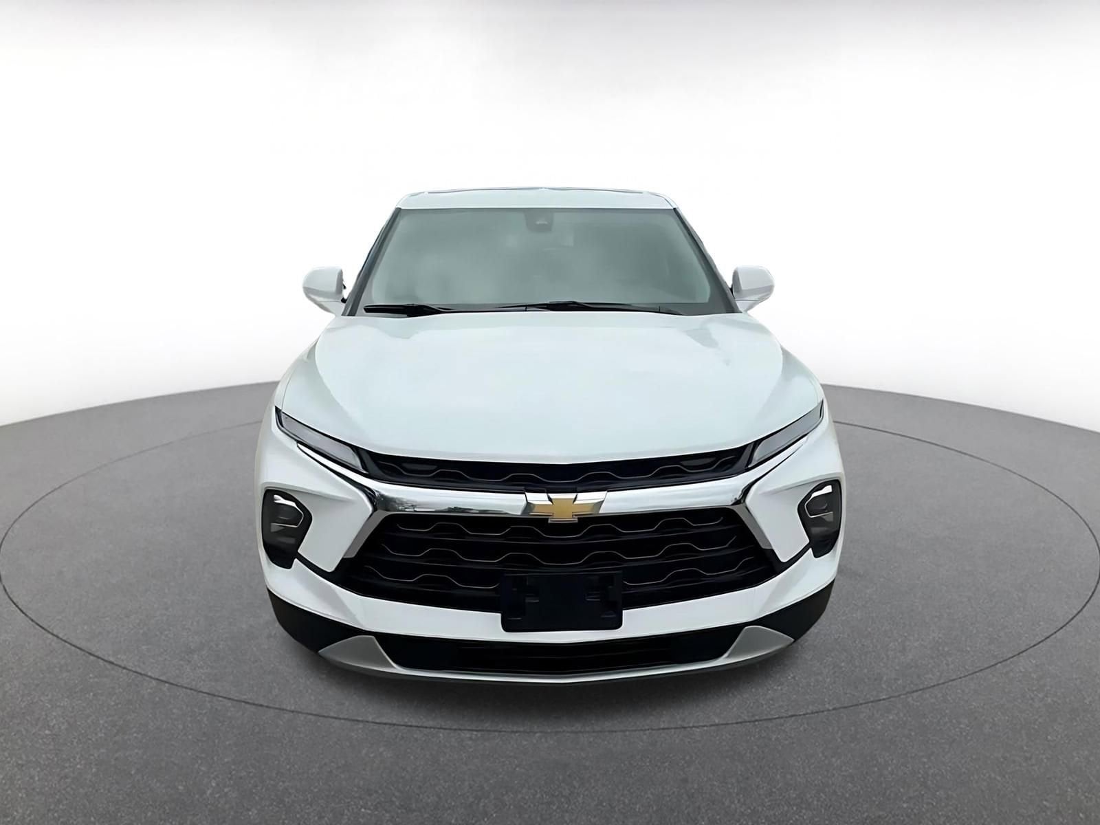 Thumbnail: 2025 Chevrolet Blazer - 4