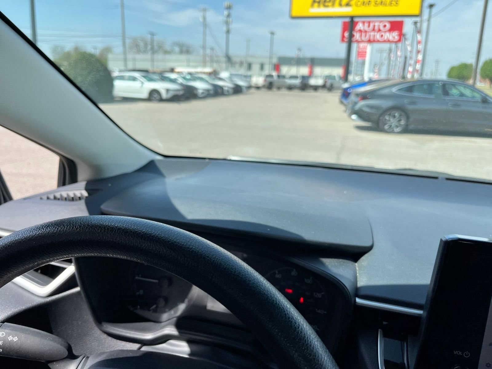 Thumbnail: 2025 Toyota Corolla - 32