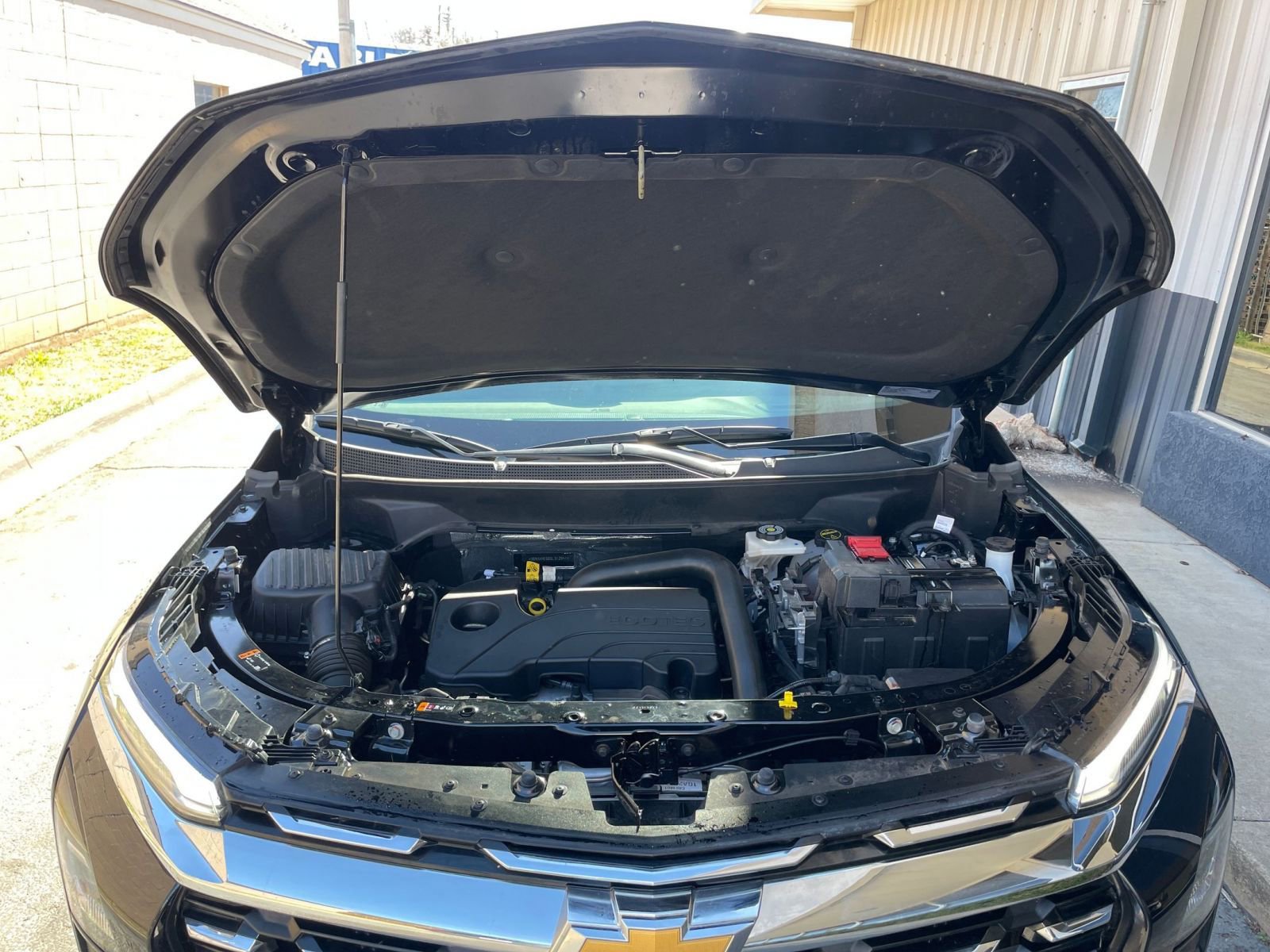 Thumbnail: 2025 Chevrolet Equinox - 32