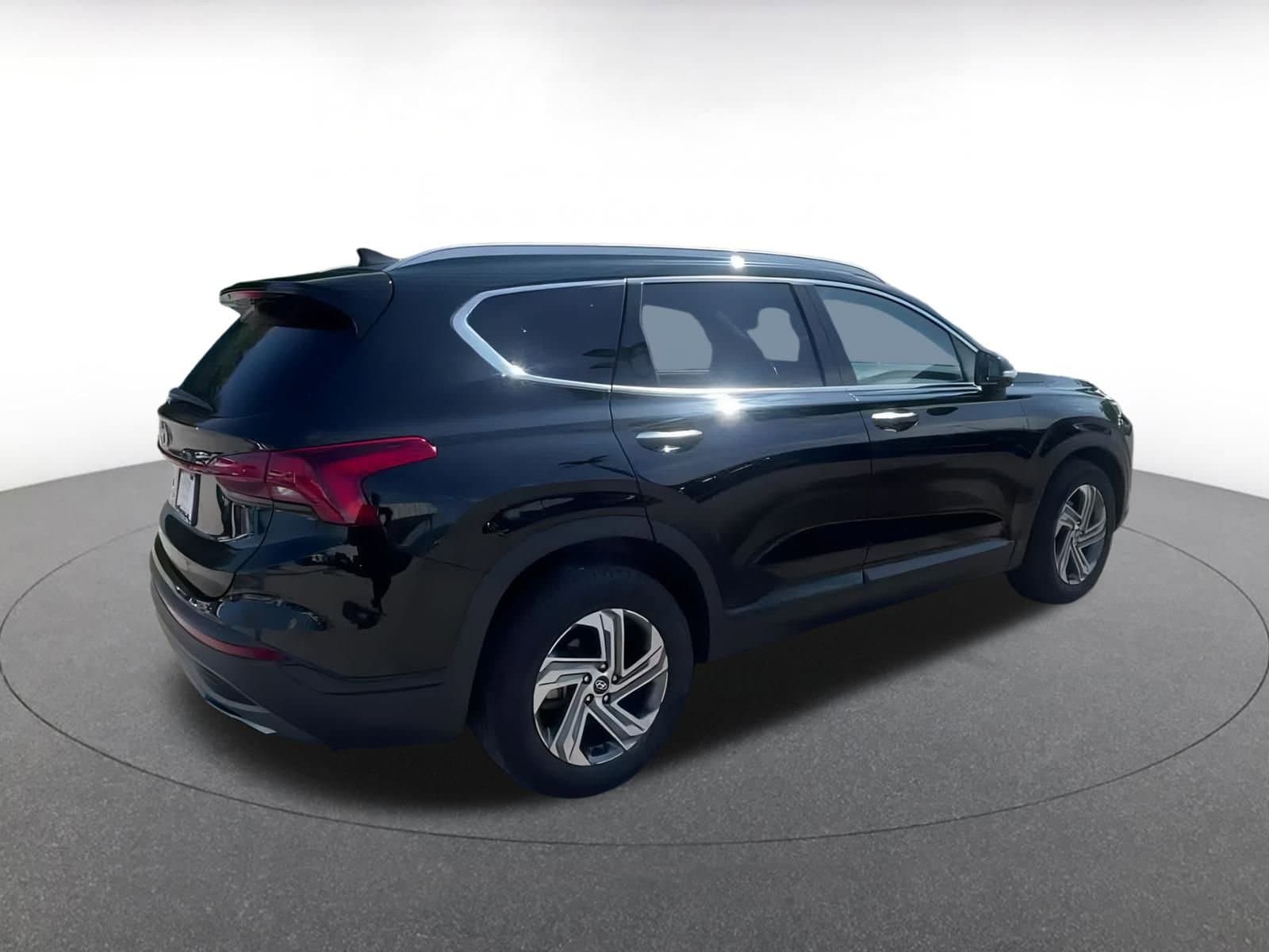 Thumbnail: 2023 Hyundai Santa Fe - 15