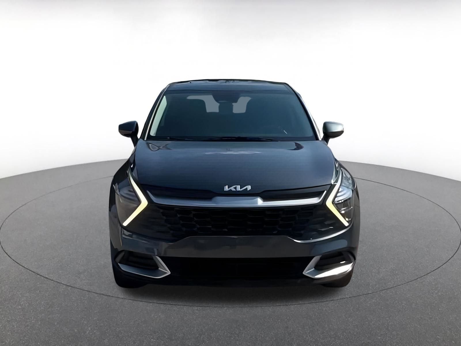 Thumbnail: 2023 Kia Sportage - 4