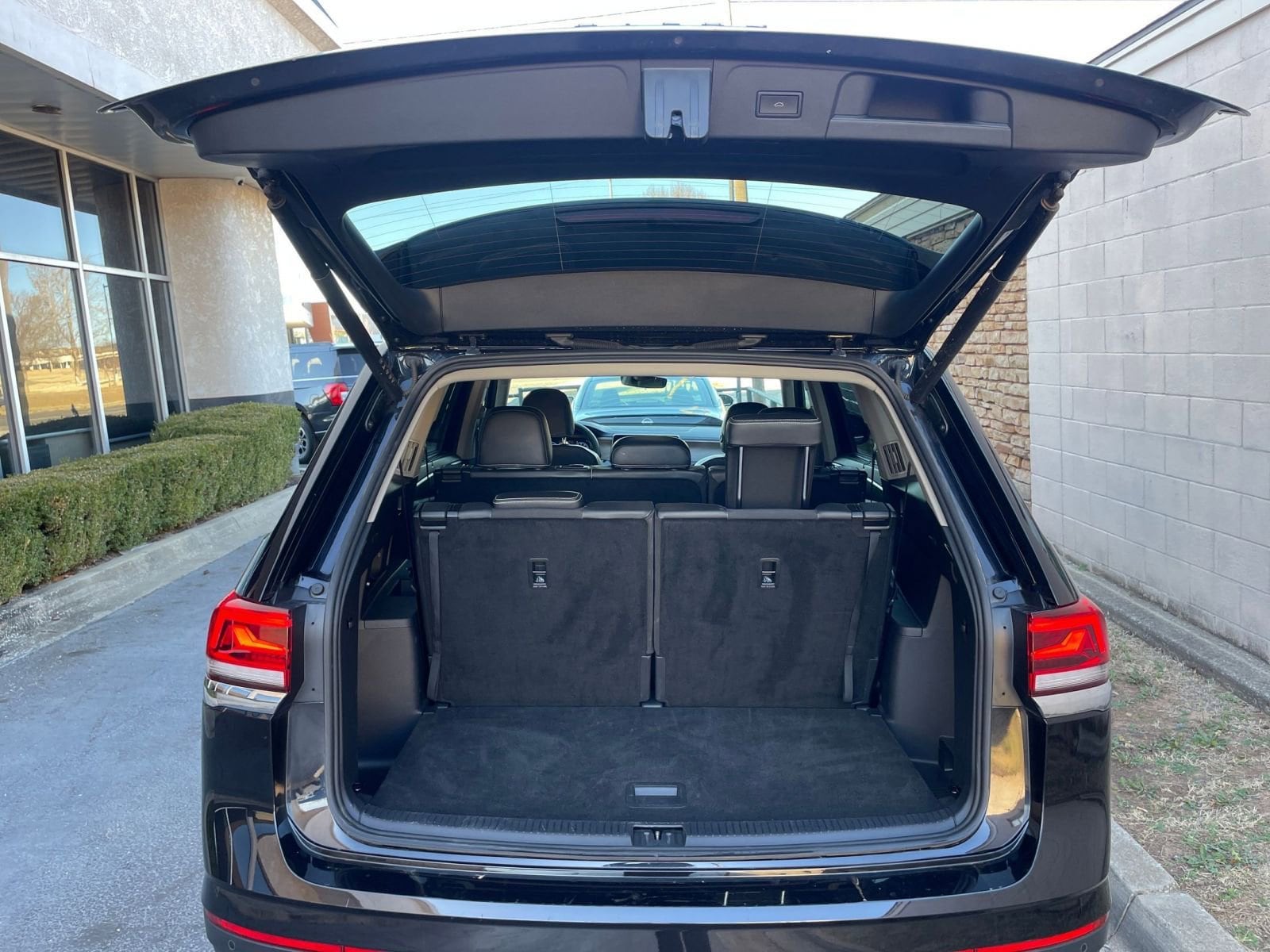 Thumbnail: 2025 Volkswagen Atlas - 31