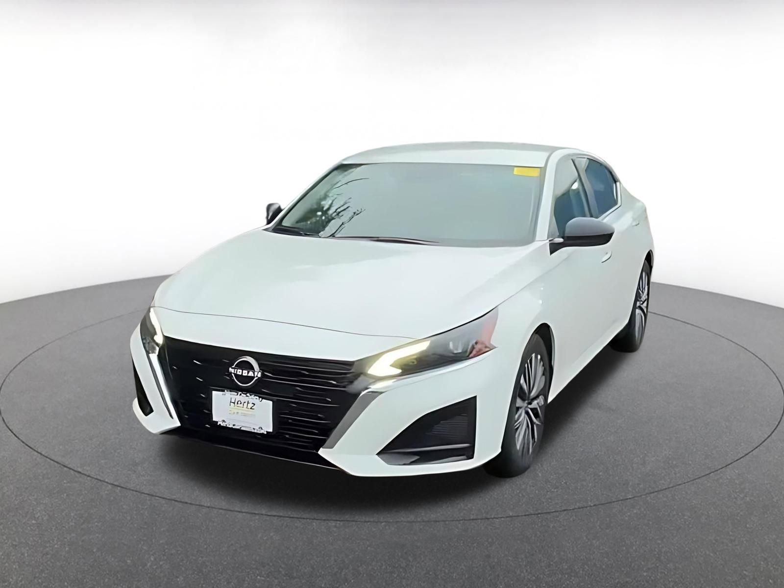 Thumbnail: 2025 Nissan Altima - 7