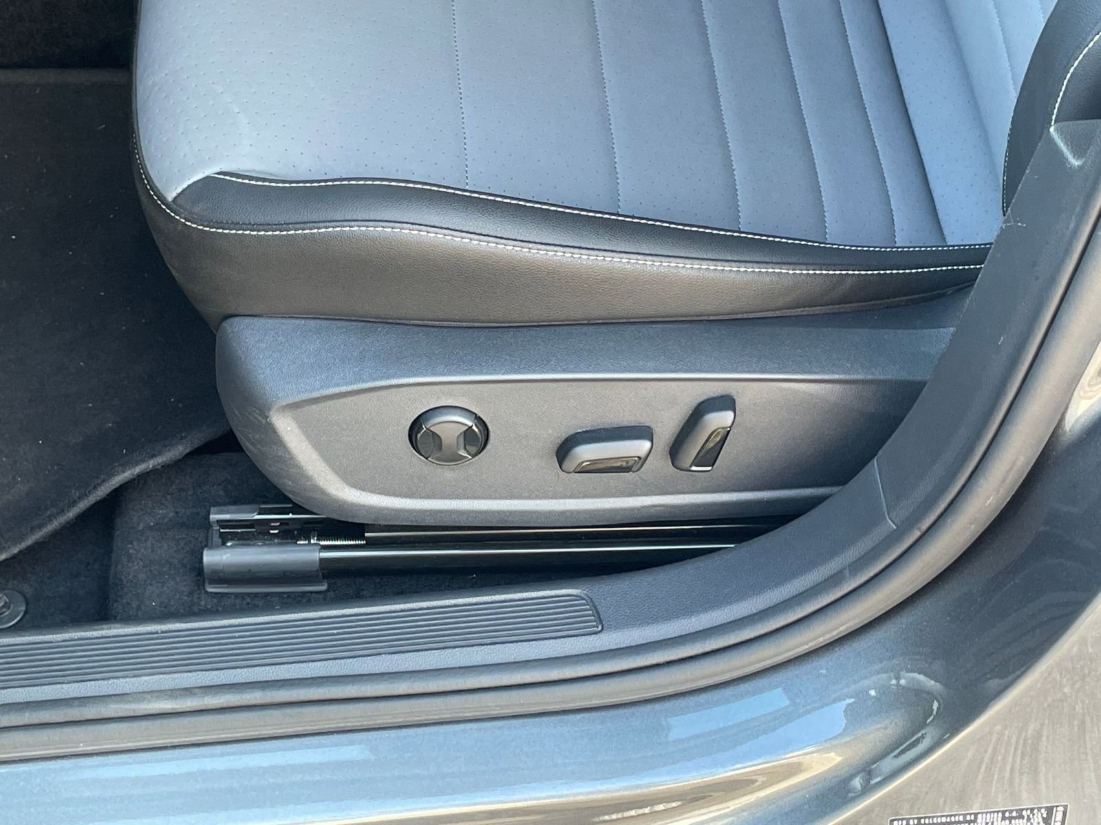 Thumbnail: 2025 Volkswagen Jetta - 23