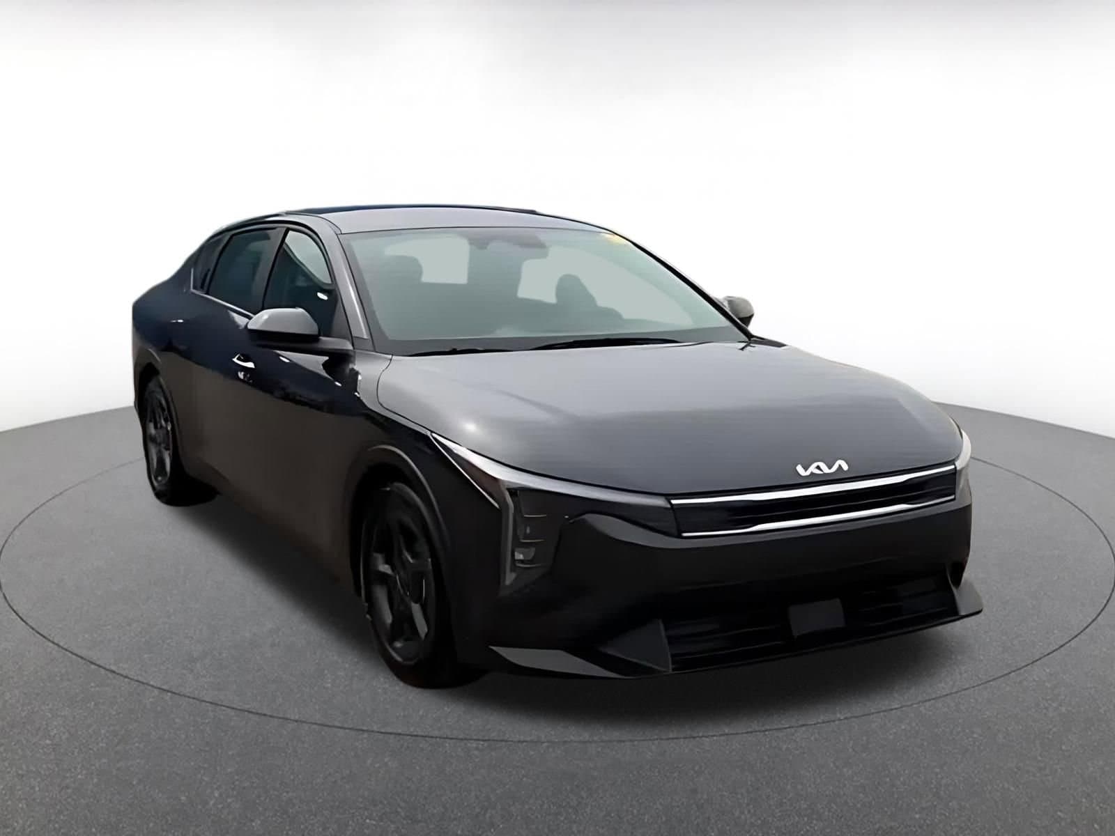 Thumbnail: 2025 Kia K4 - 3