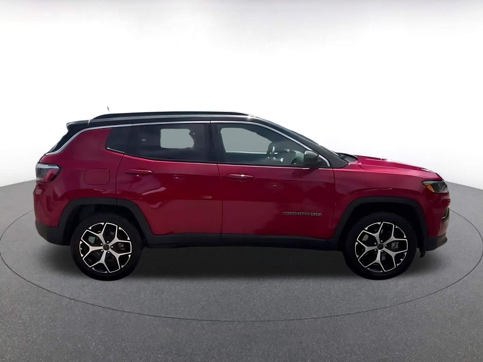 Thumbnail: 2025 Jeep Compass - 15