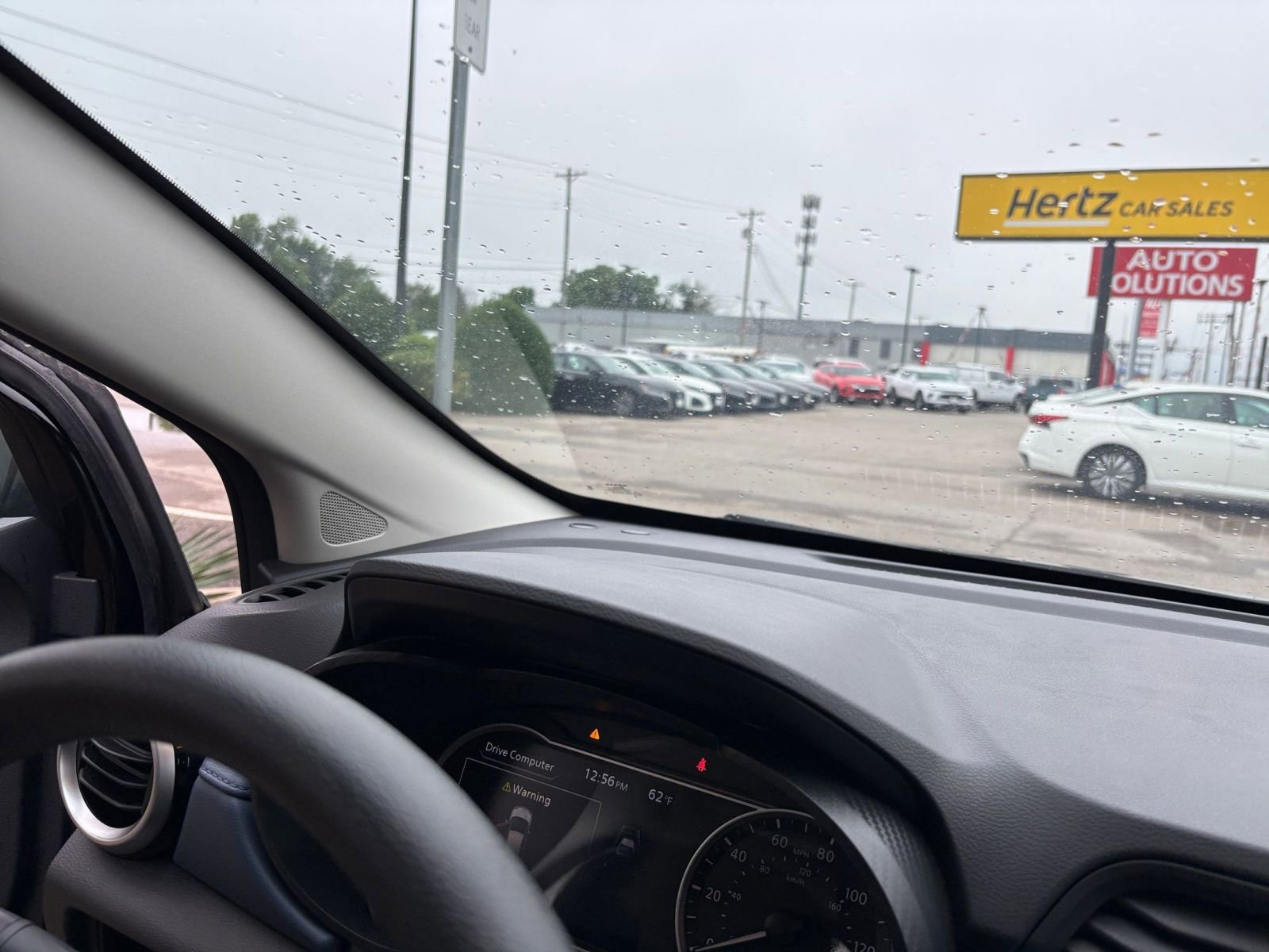 Thumbnail: 2025 Nissan Versa - 32
