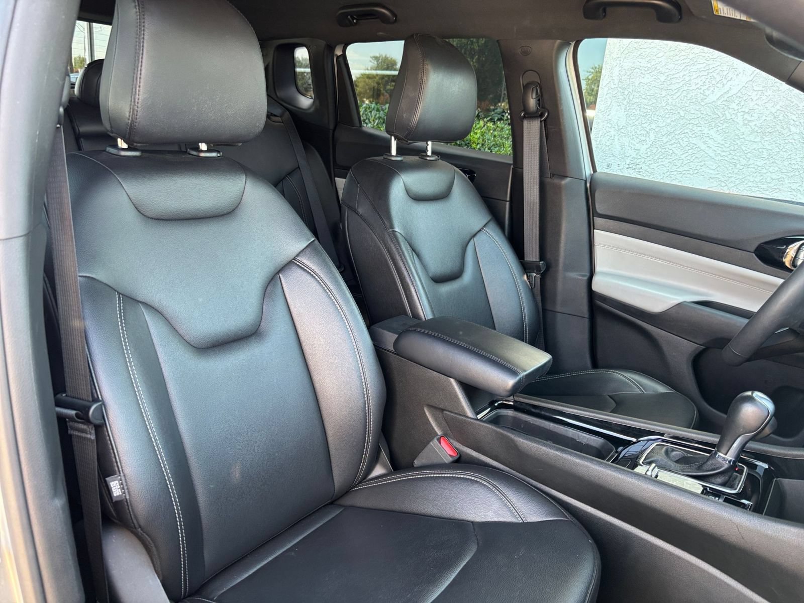 Thumbnail: 2025 Jeep Compass - 32