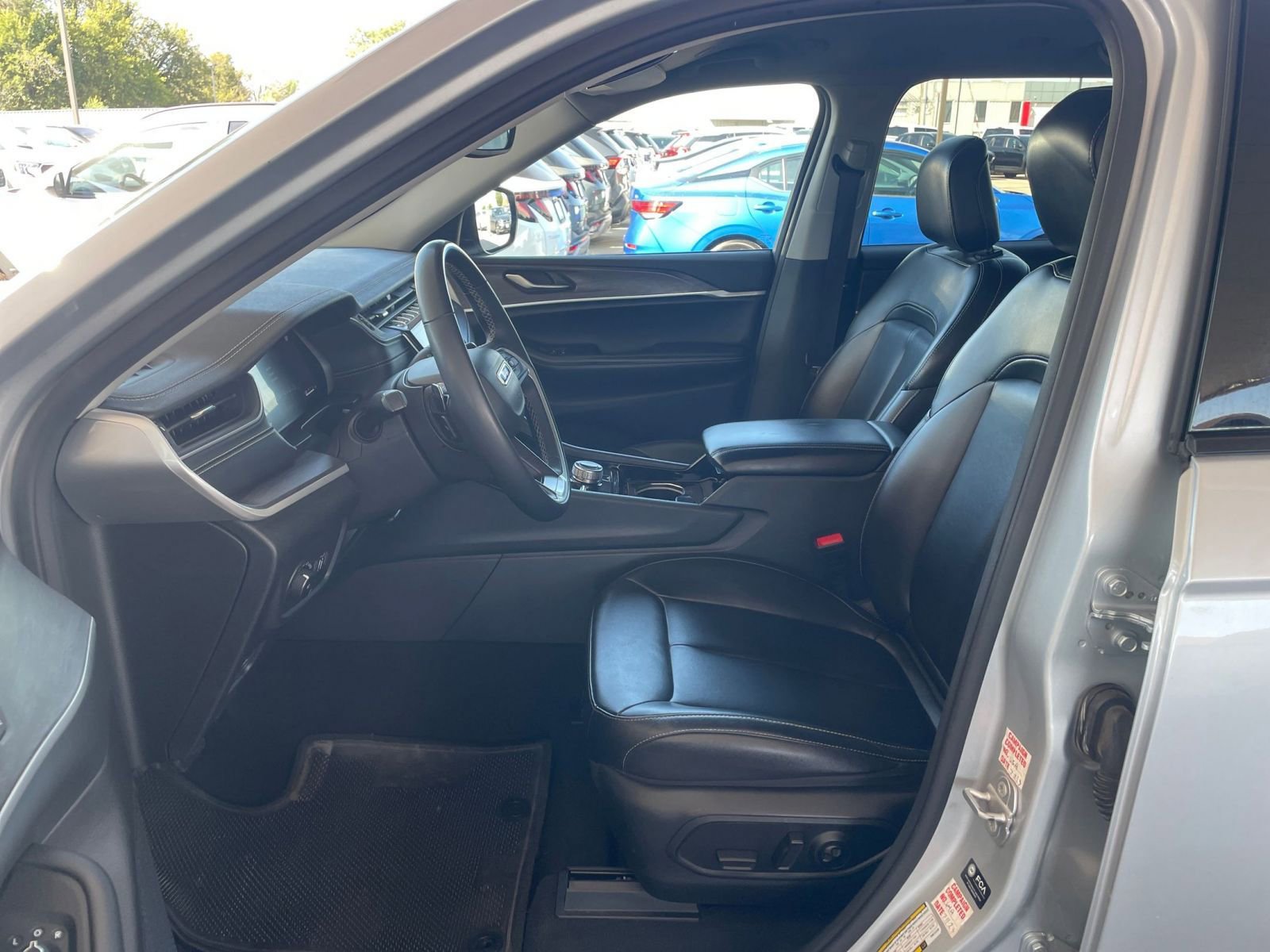 Thumbnail: 2023 Jeep Grand Cherokee - 27