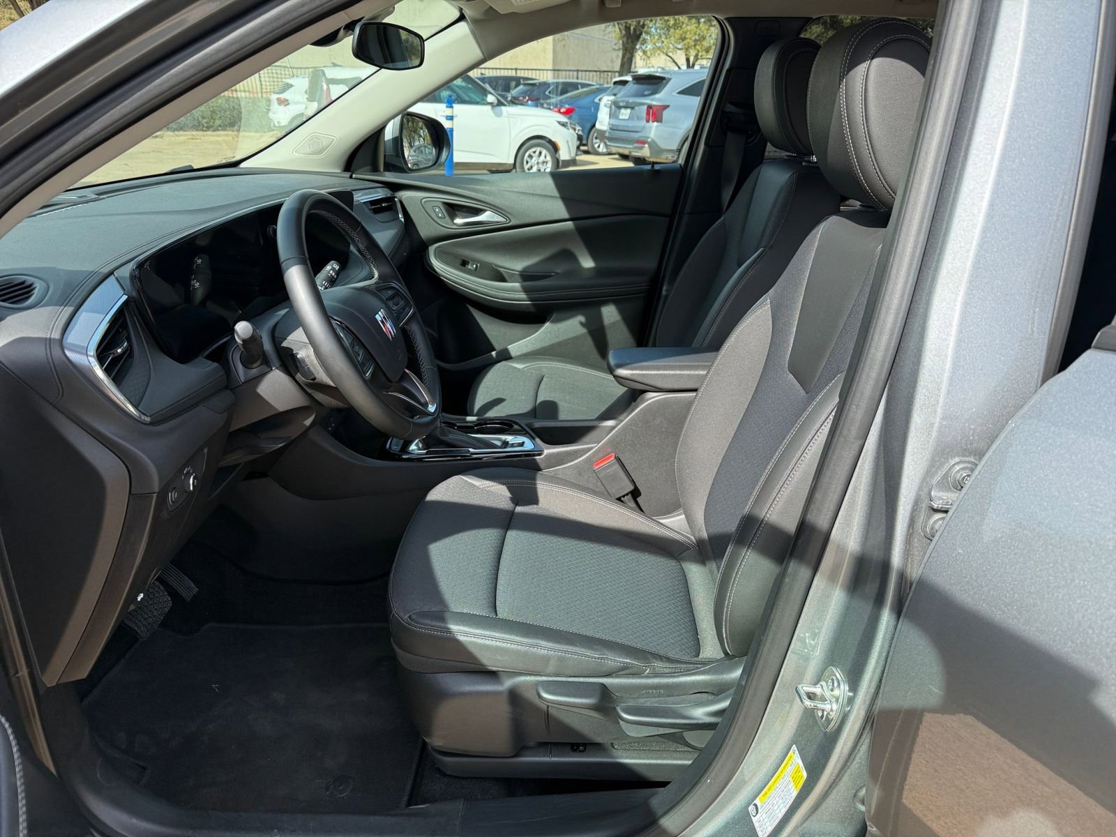 Thumbnail: 2025 Buick Encore GX - 28