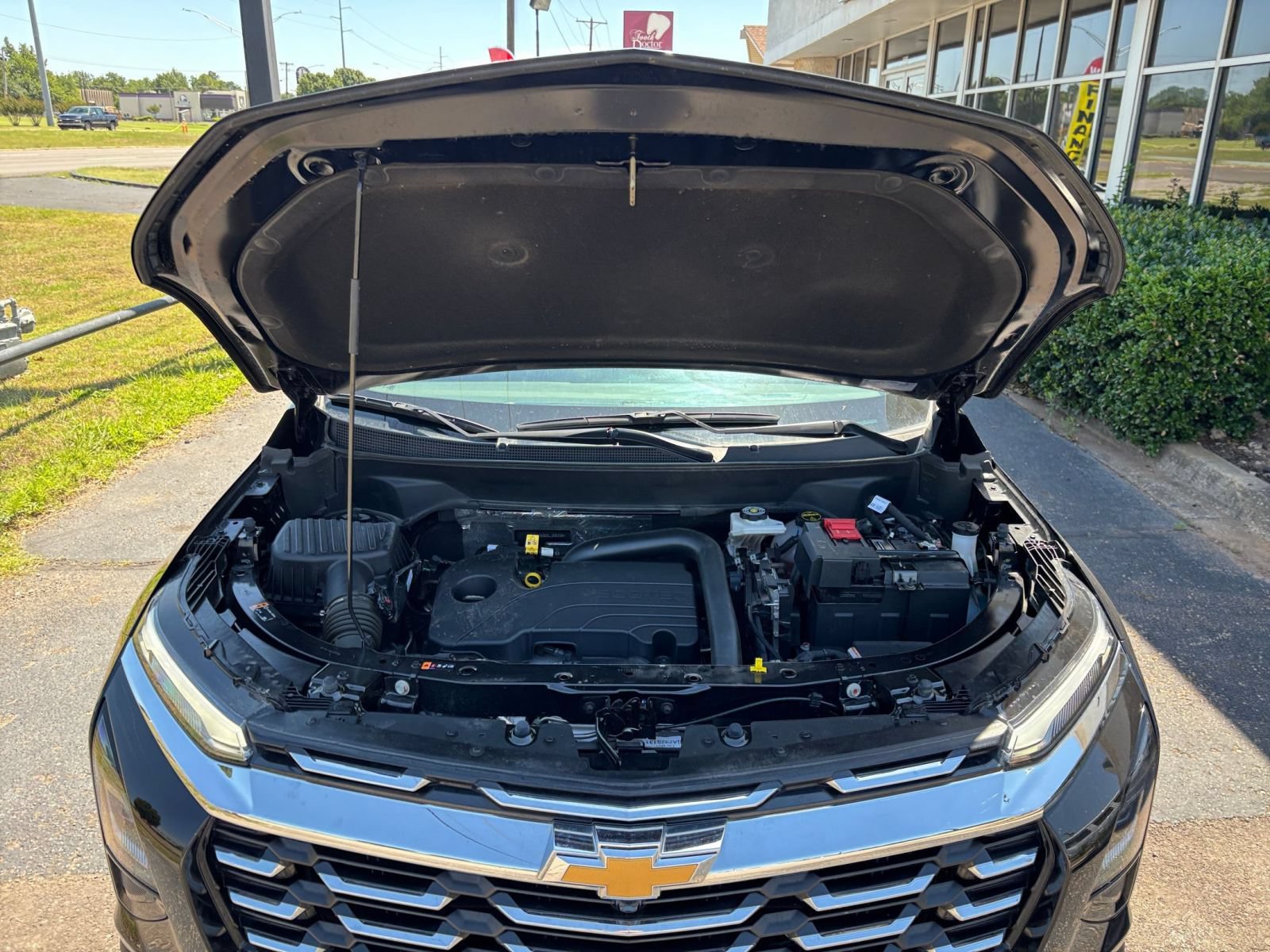 Thumbnail: 2025 Chevrolet Equinox - 32