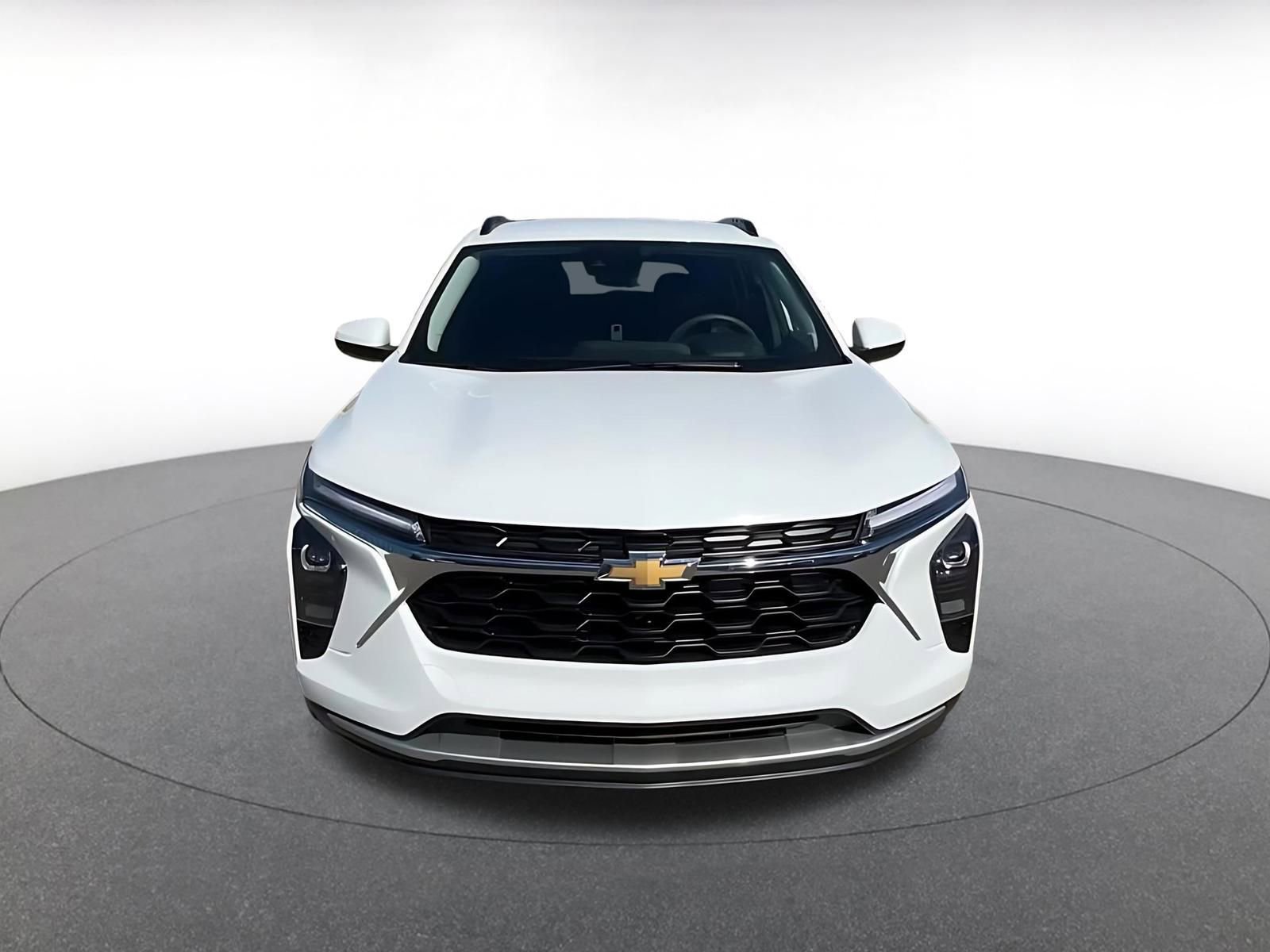 Thumbnail: 2025 Chevrolet Trax - 4