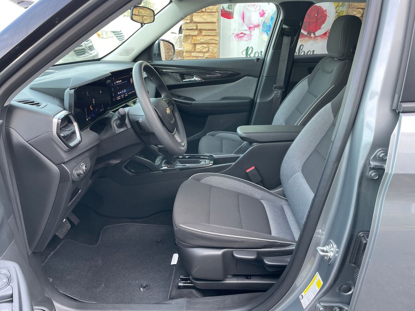 Thumbnail: 2025 Chevrolet TrailBlazer - 27