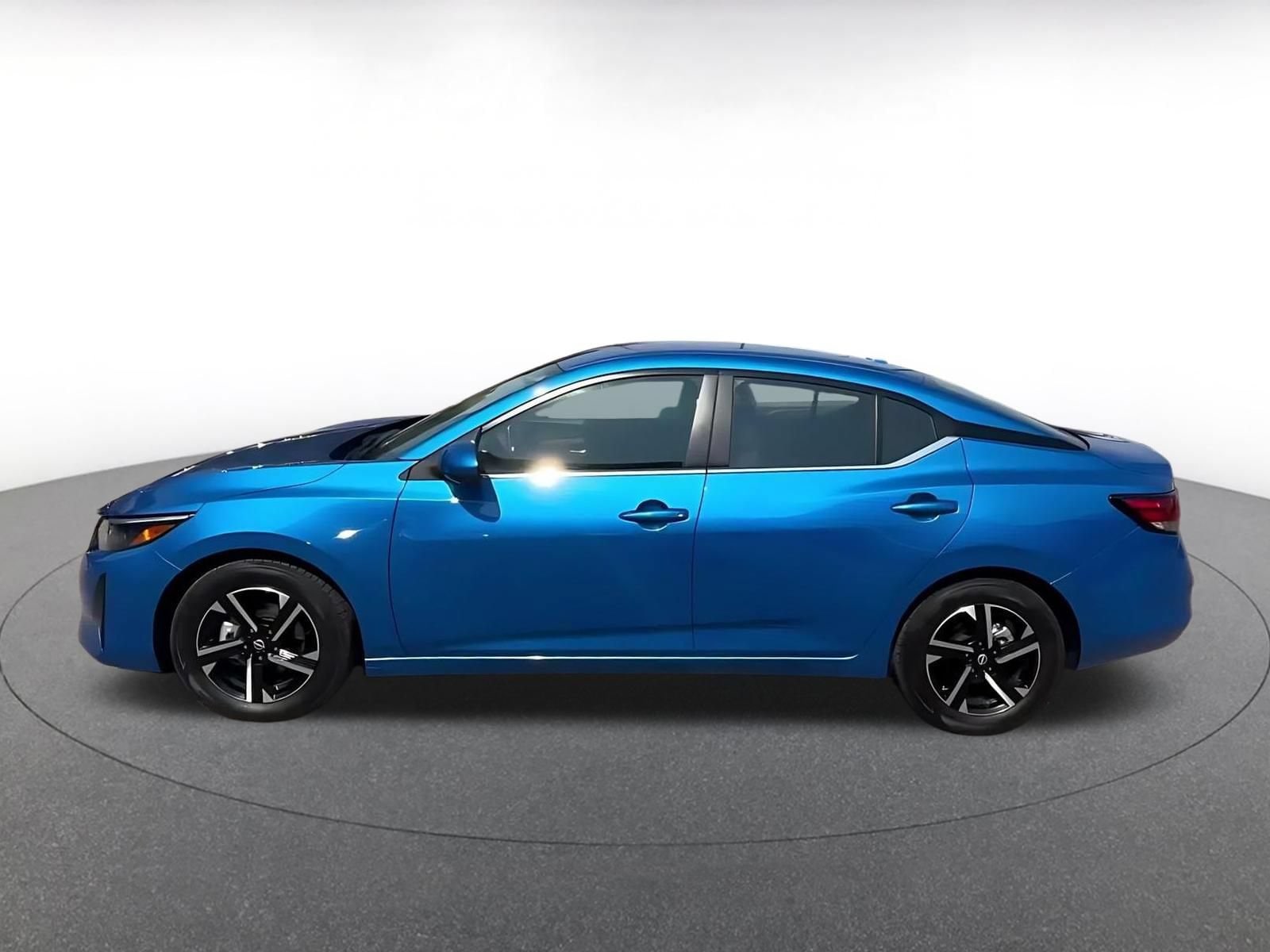 Thumbnail: 2025 Nissan Sentra - 8