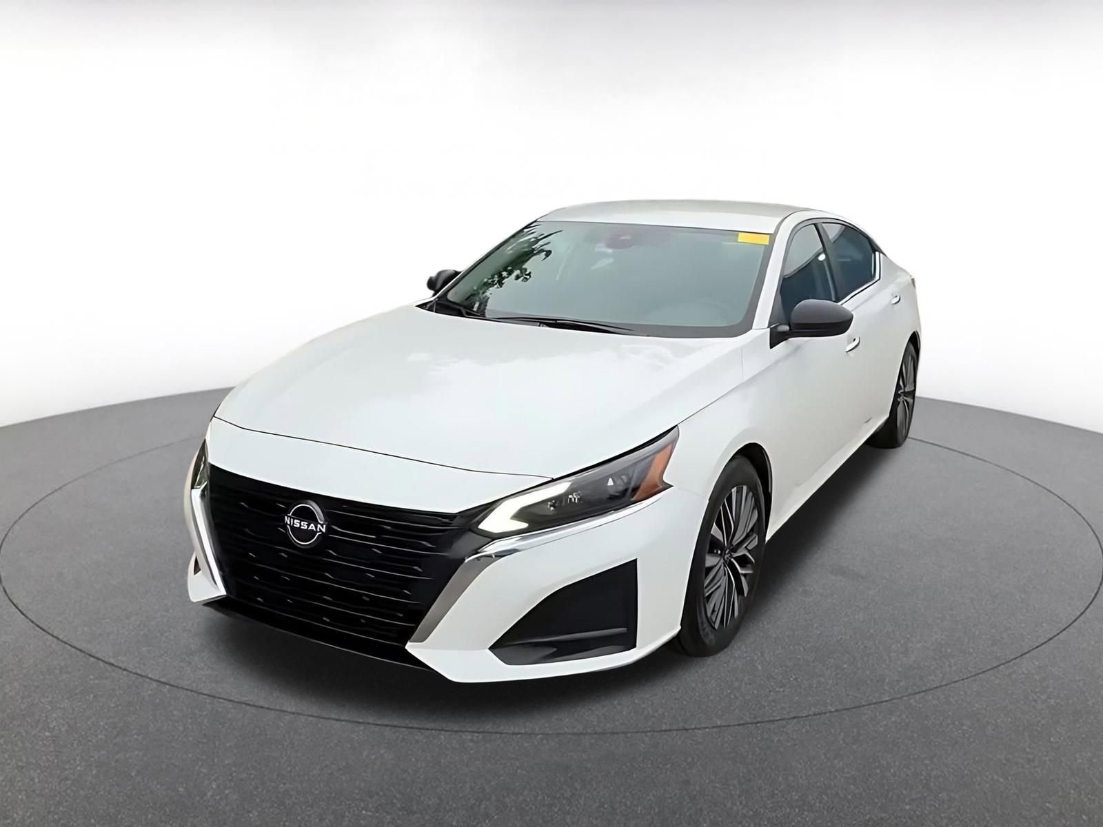 Thumbnail: 2025 Nissan Altima - 7