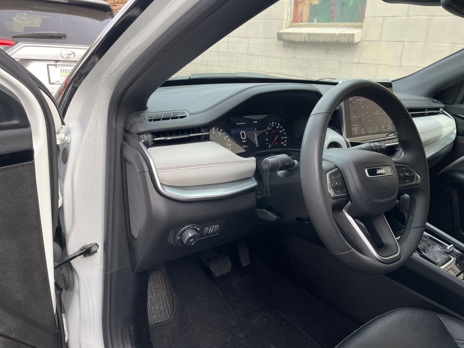 Thumbnail: 2025 Jeep Compass - 34