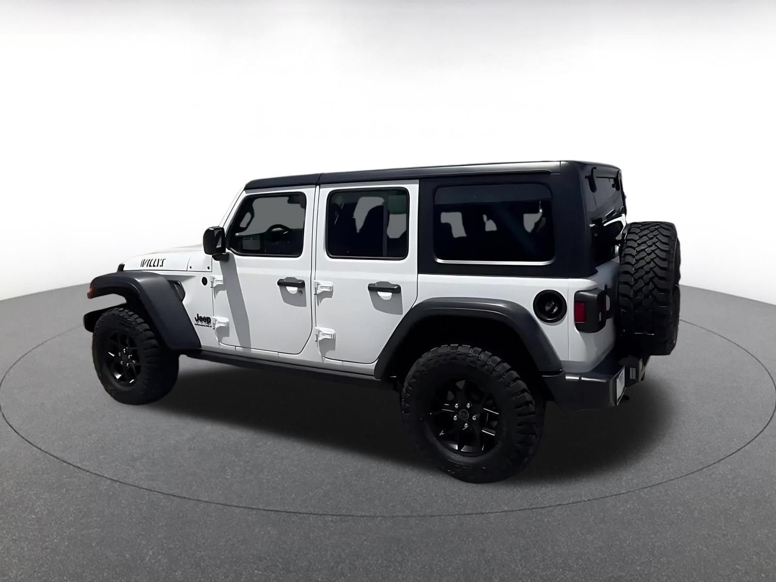 Thumbnail: 2025 Jeep Wrangler - 11
